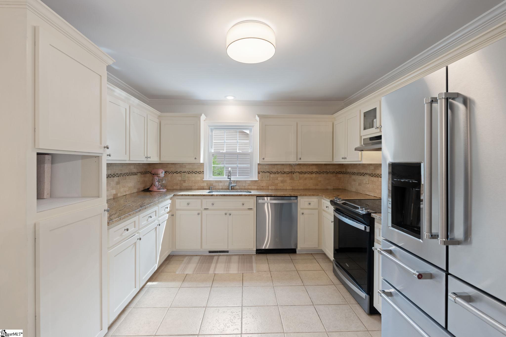 1031 Summit Drive Greenville, SC 29609