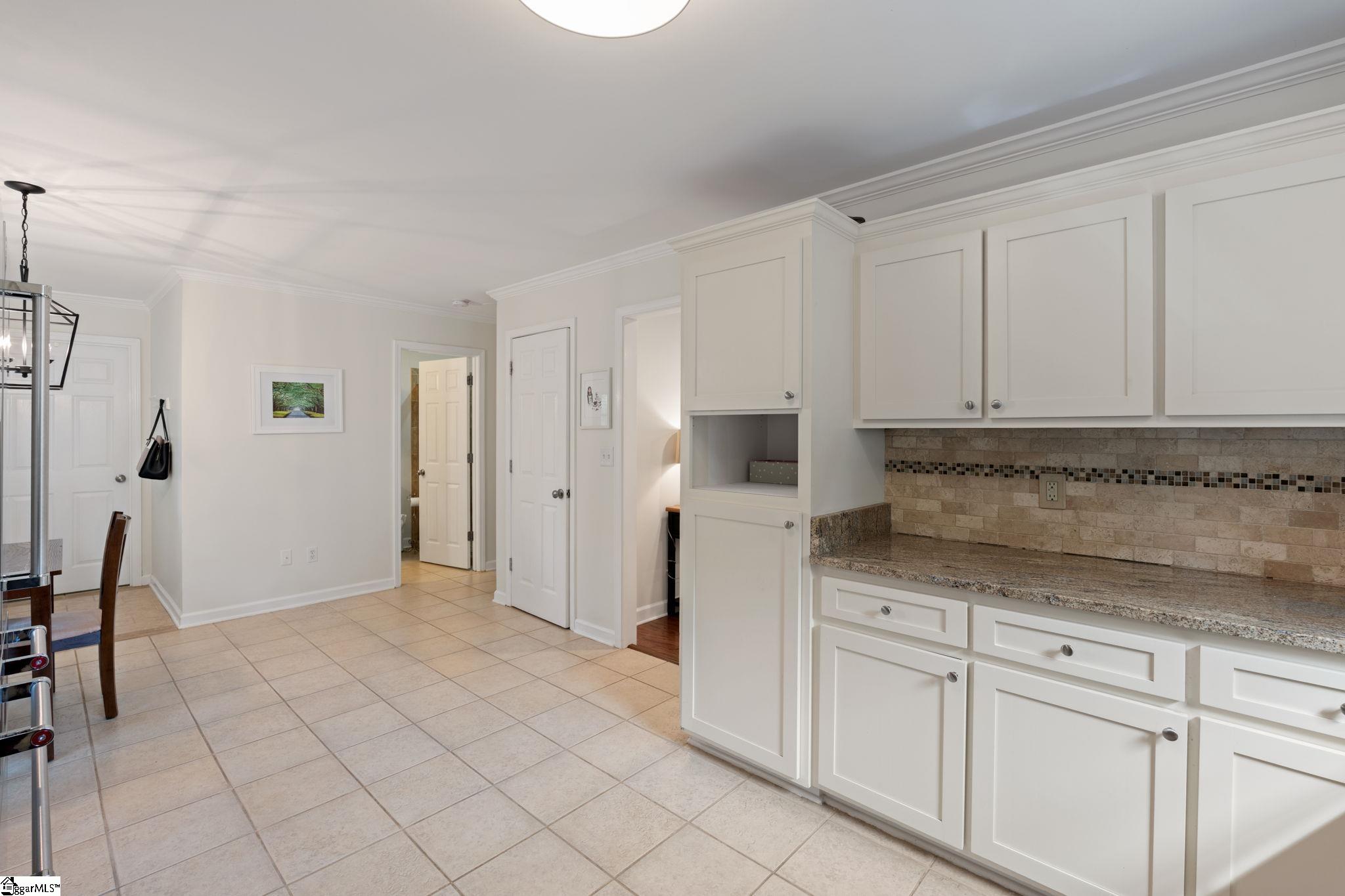 1031 Summit Drive Greenville, SC 29609
