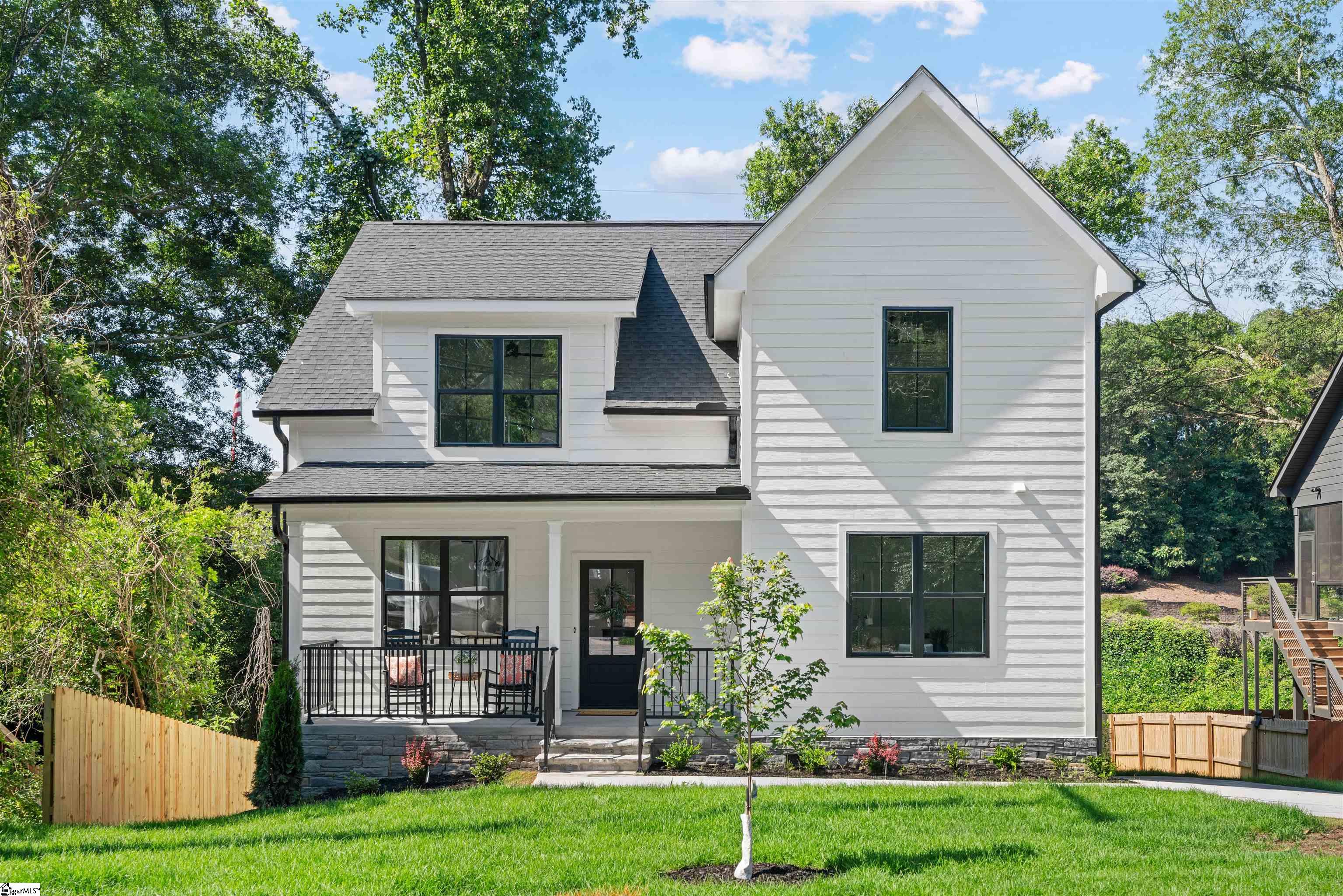 34 Lowndes Hill Road