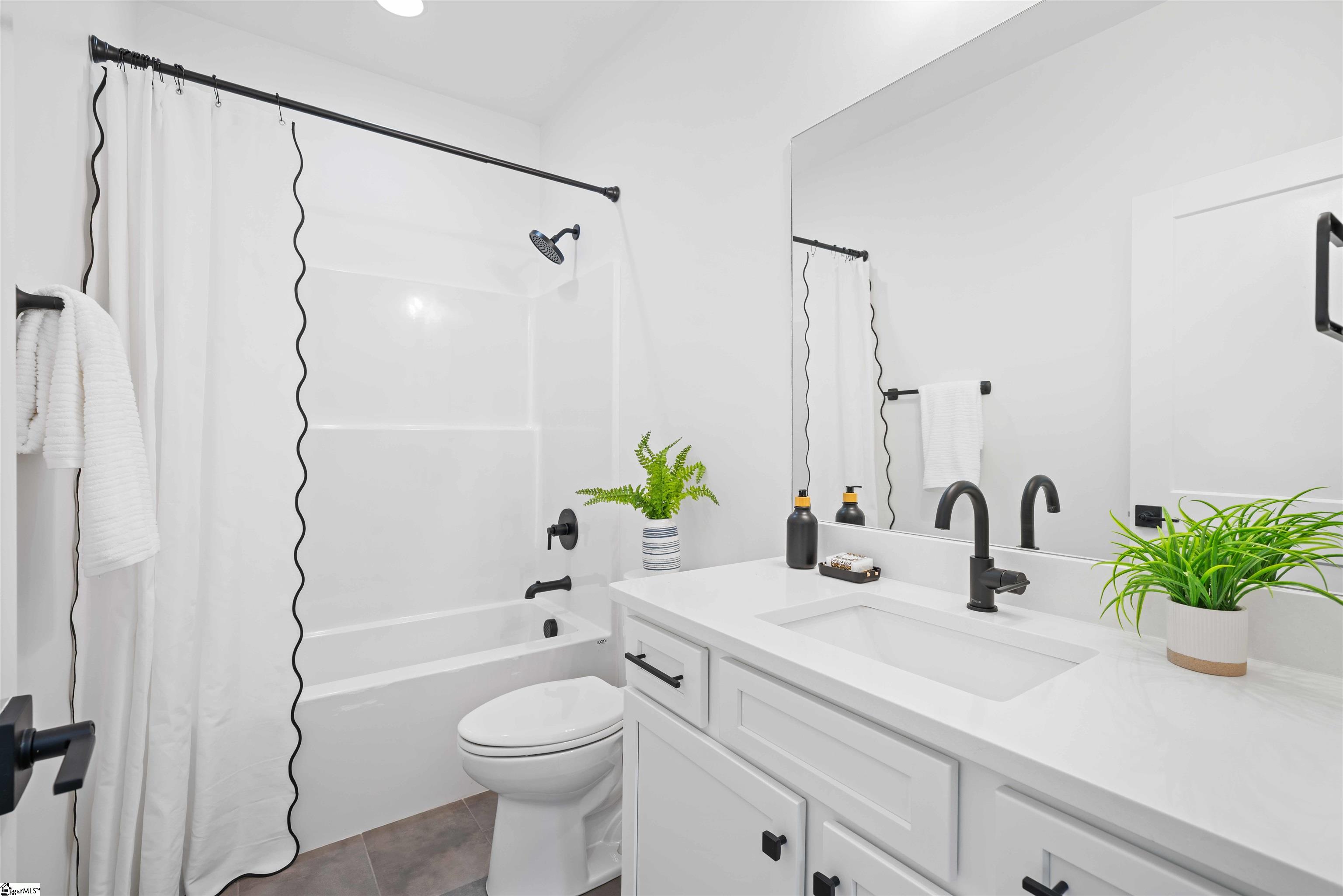 34 Lowndes Hill Road Greenville, SC 29607