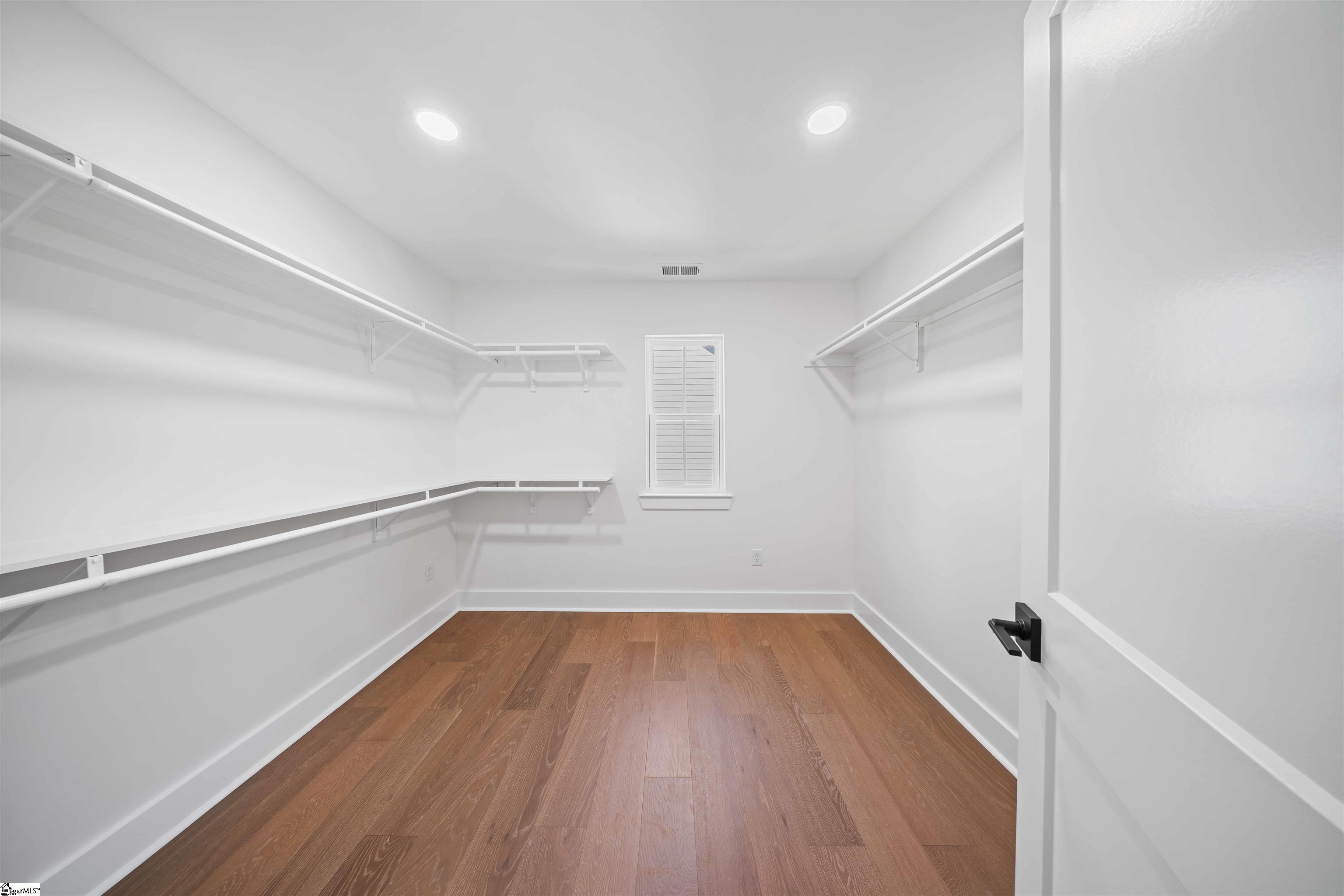 34 Lowndes Hill Road Greenville, SC 29607