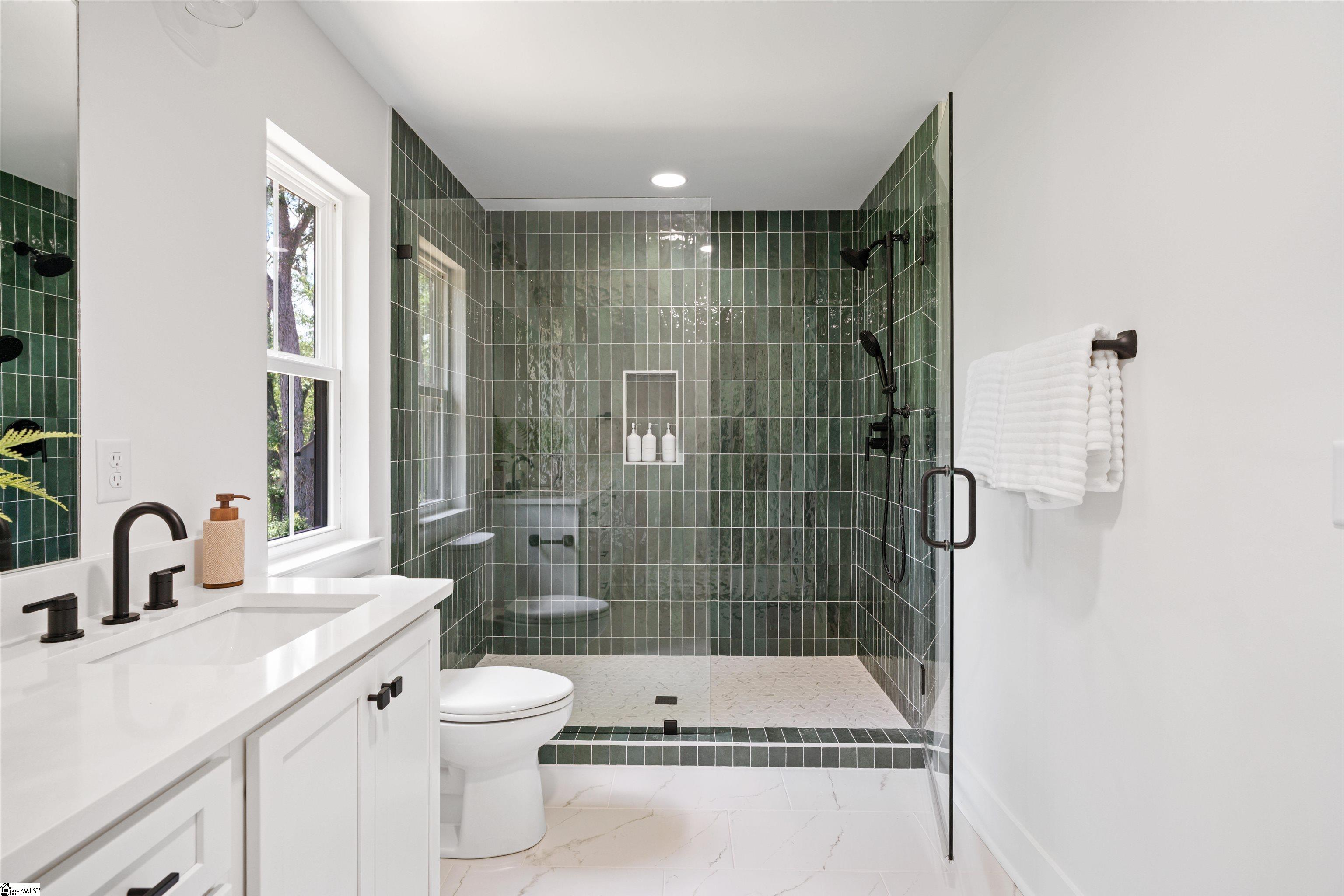 34 Lowndes Hill Road Greenville, SC 29607