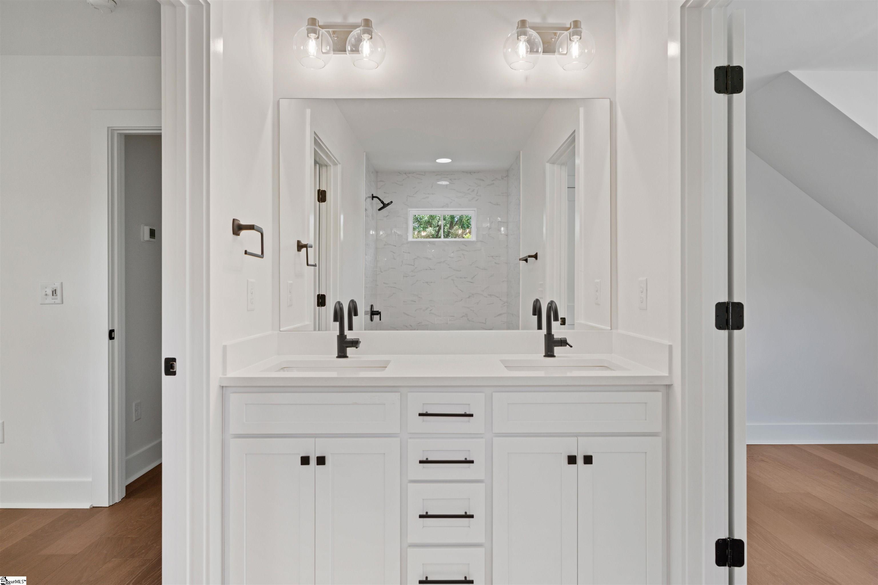 34 Lowndes Hill Road Greenville, SC 29607