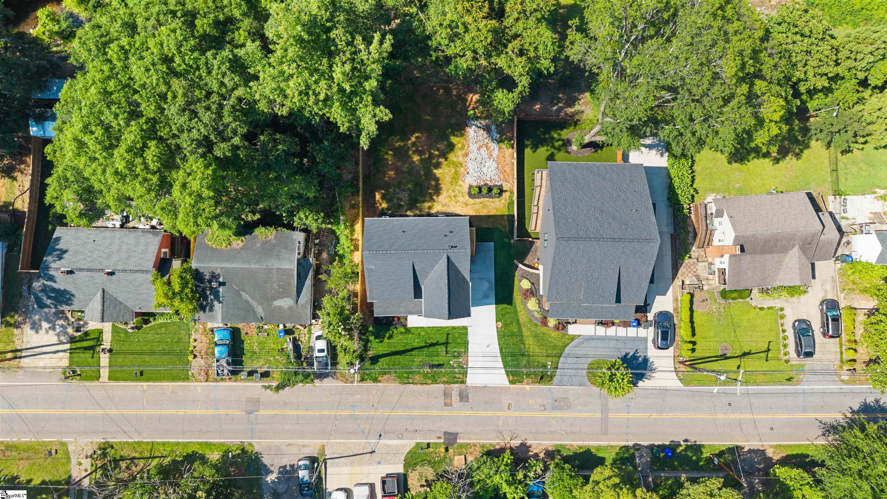 34 Lowndes Hill Road Greenville, SC 29607