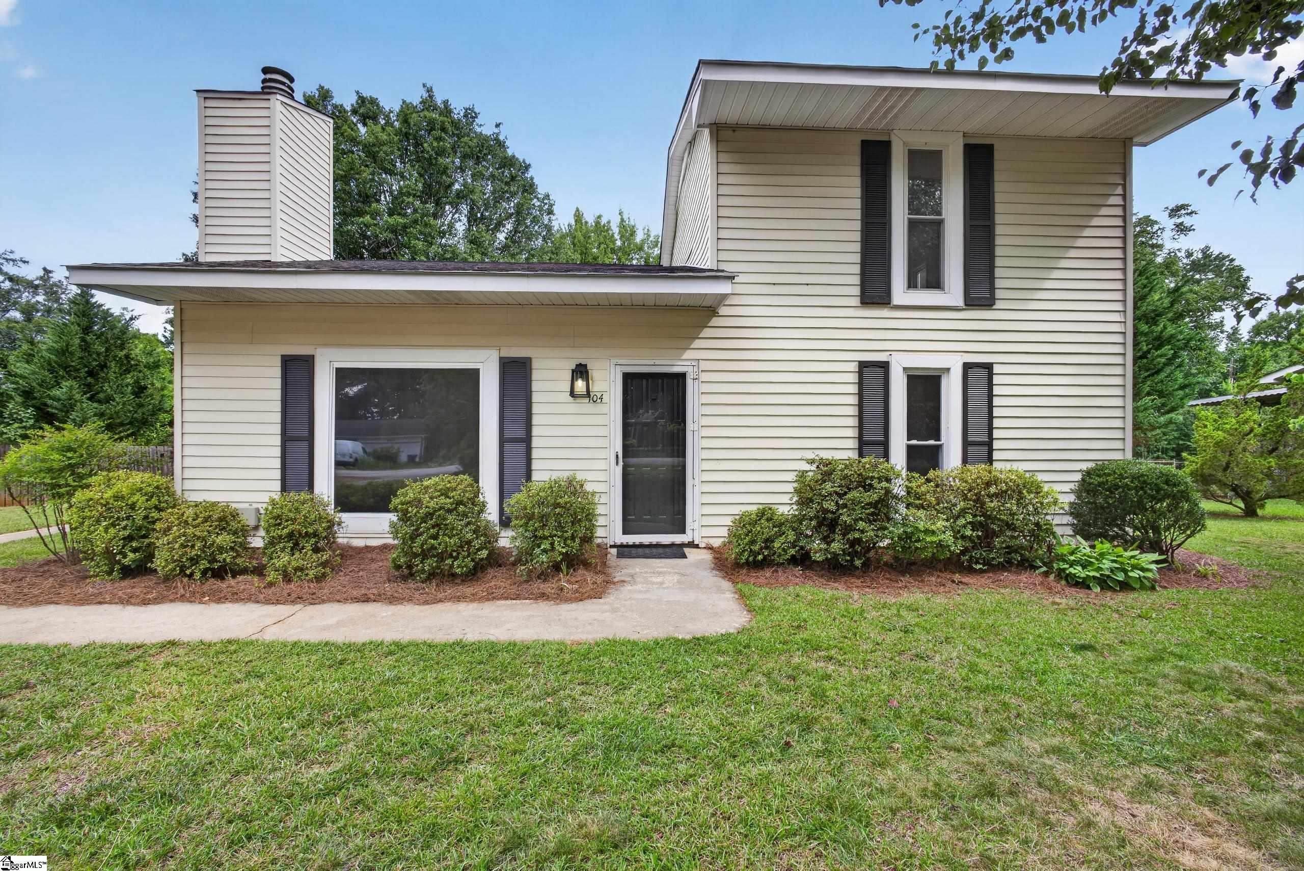 104 Gregory Drive Greer, SC 29650