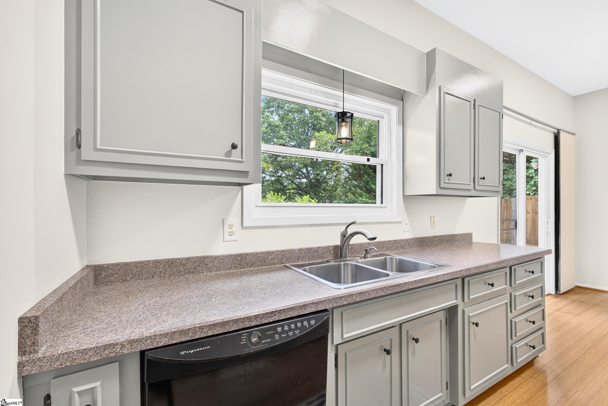 104 Gregory Drive Greer, SC 29650