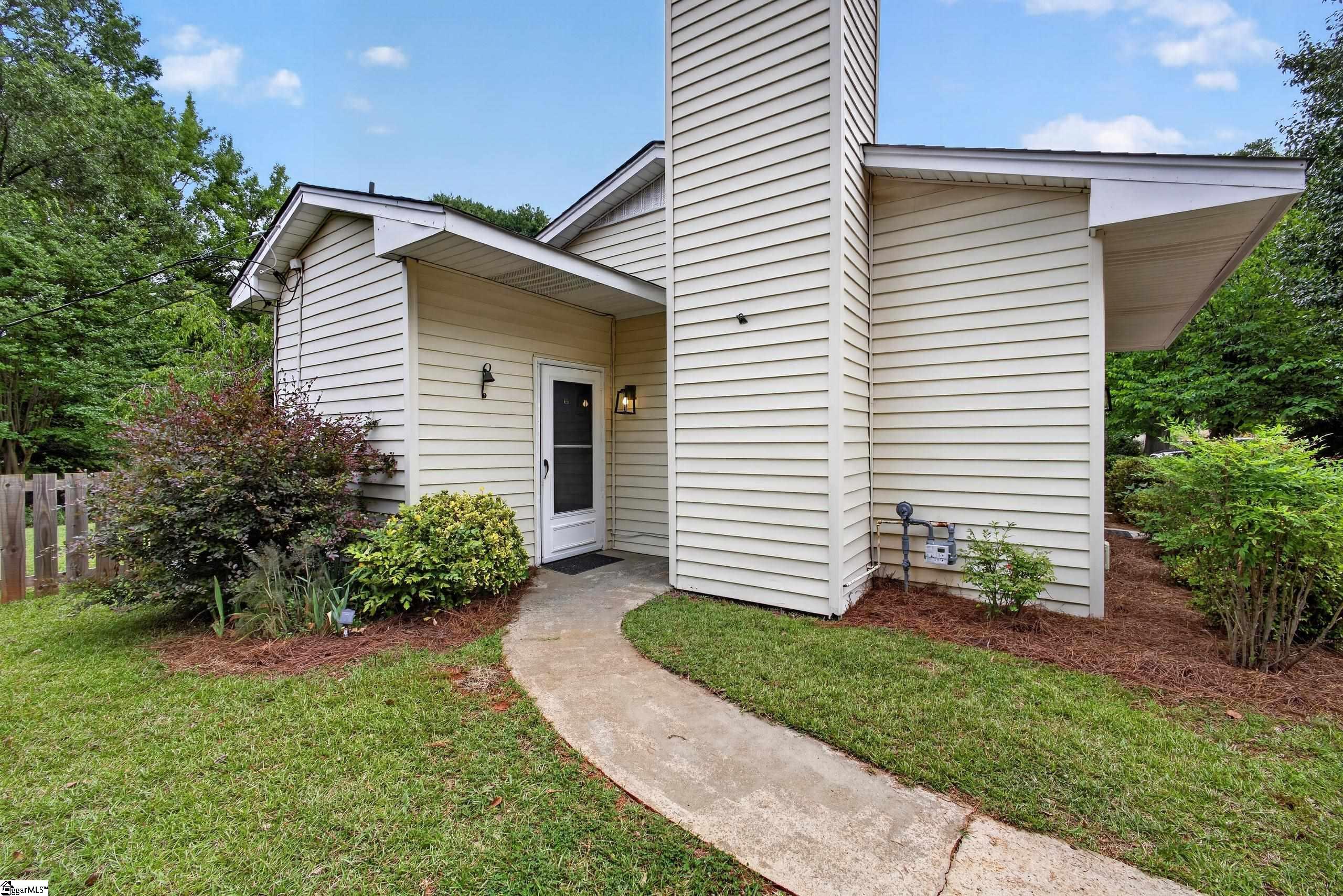 104 Gregory Drive Greer, SC 29650