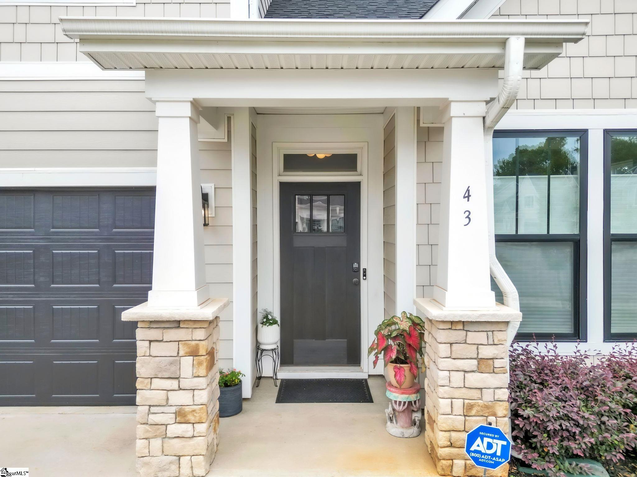 43 Carriage Run Drive Simpsonville, SC 29681