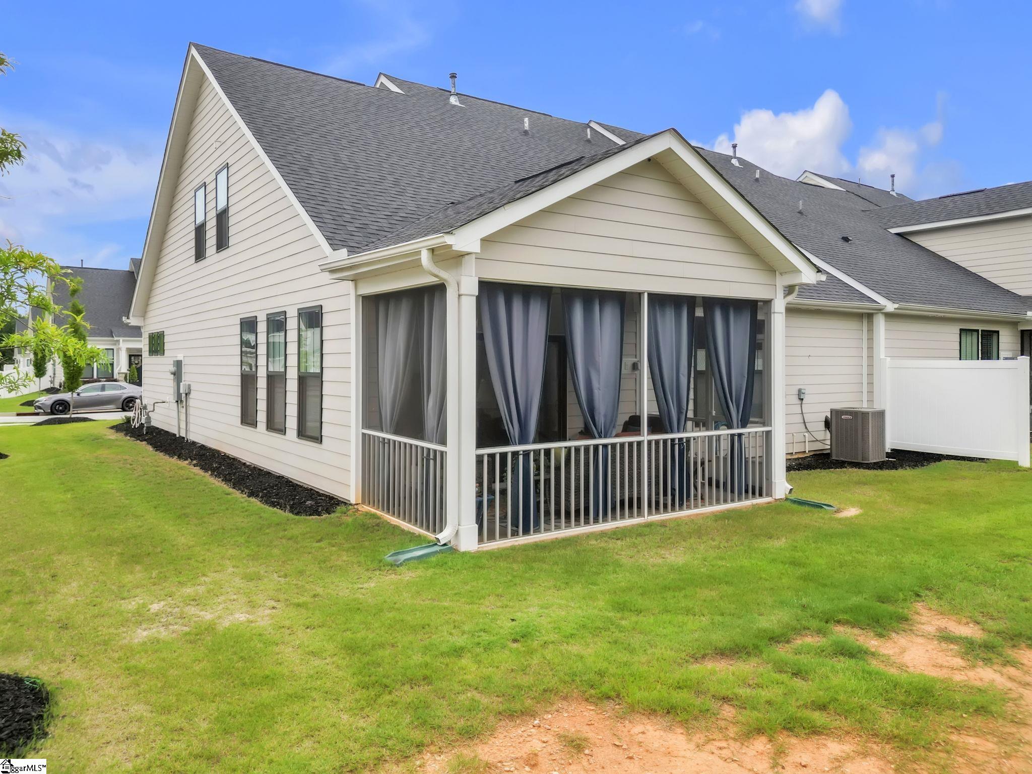43 Carriage Run Drive Simpsonville, SC 29681