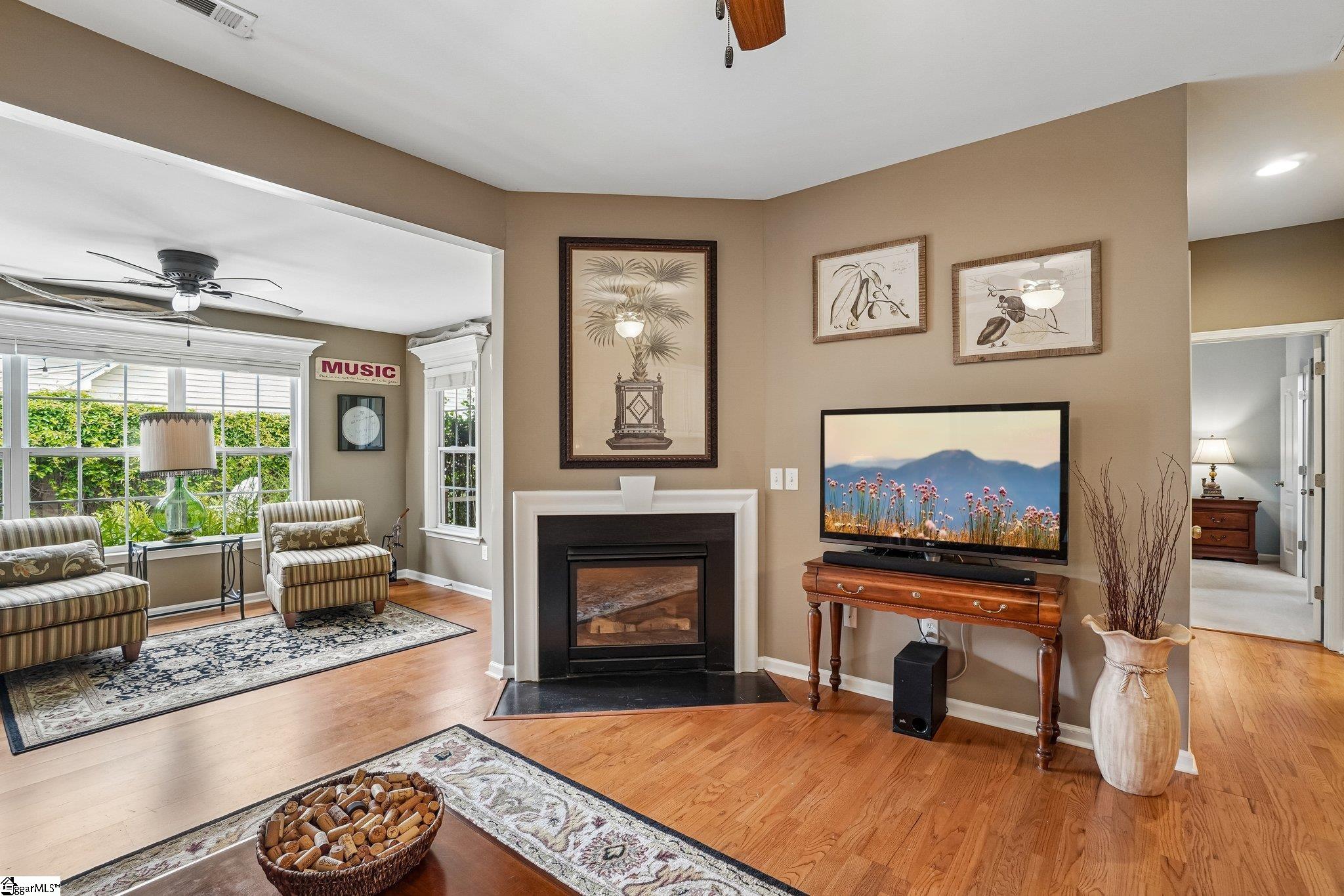 326 Crandall Way Spartanburg, SC 29301