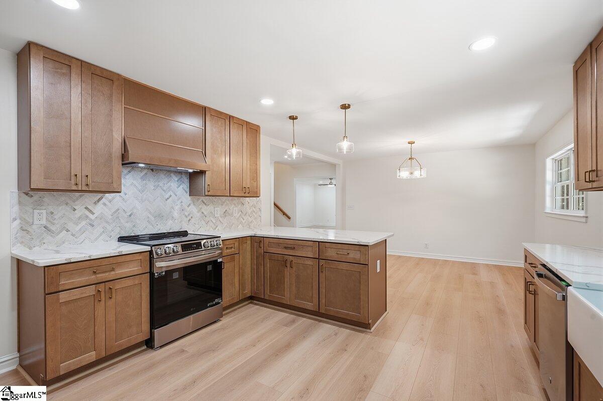 8 Overlook Court Greenville, SC 29609-0000