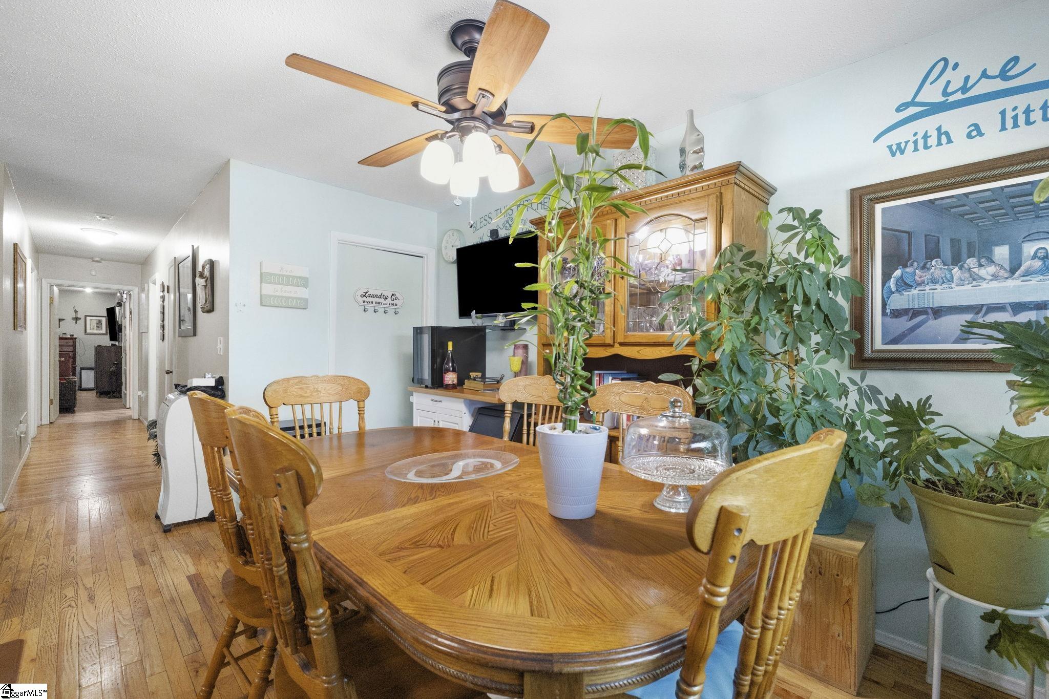 102 Tollgate Court Simpsonville, SC 29681
