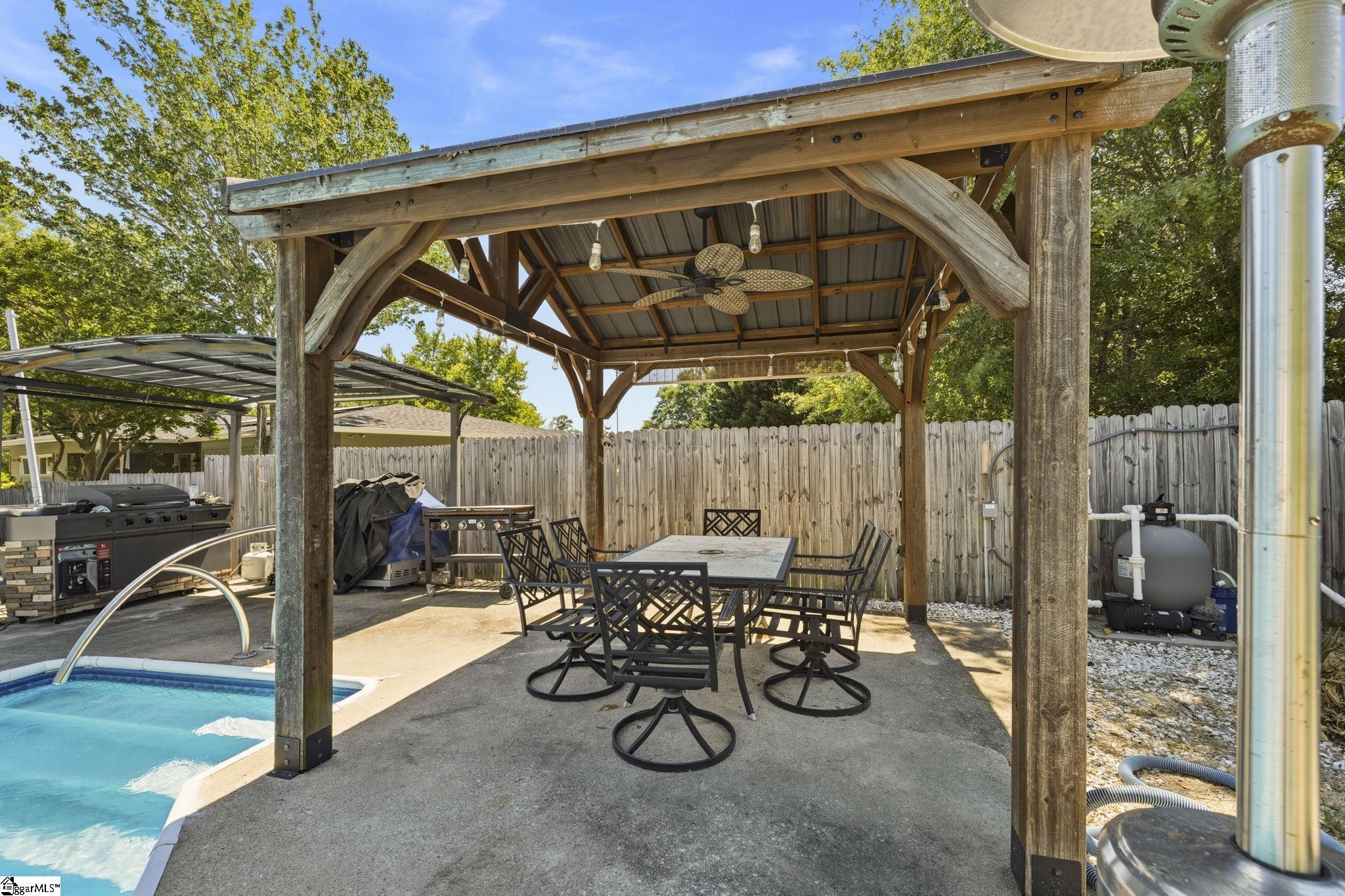 102 Tollgate Court Simpsonville, SC 29681