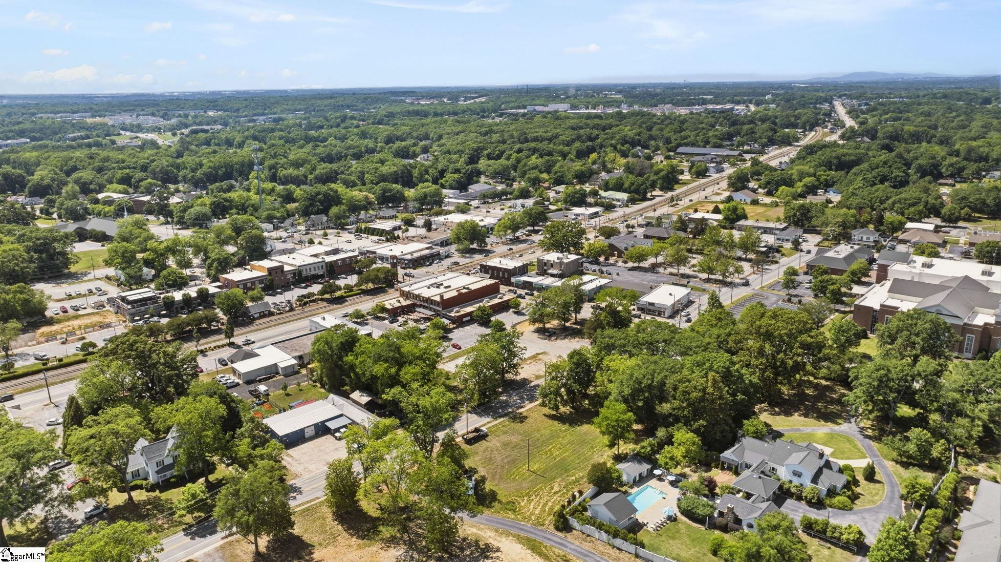 102 Tollgate Court Simpsonville, SC 29681