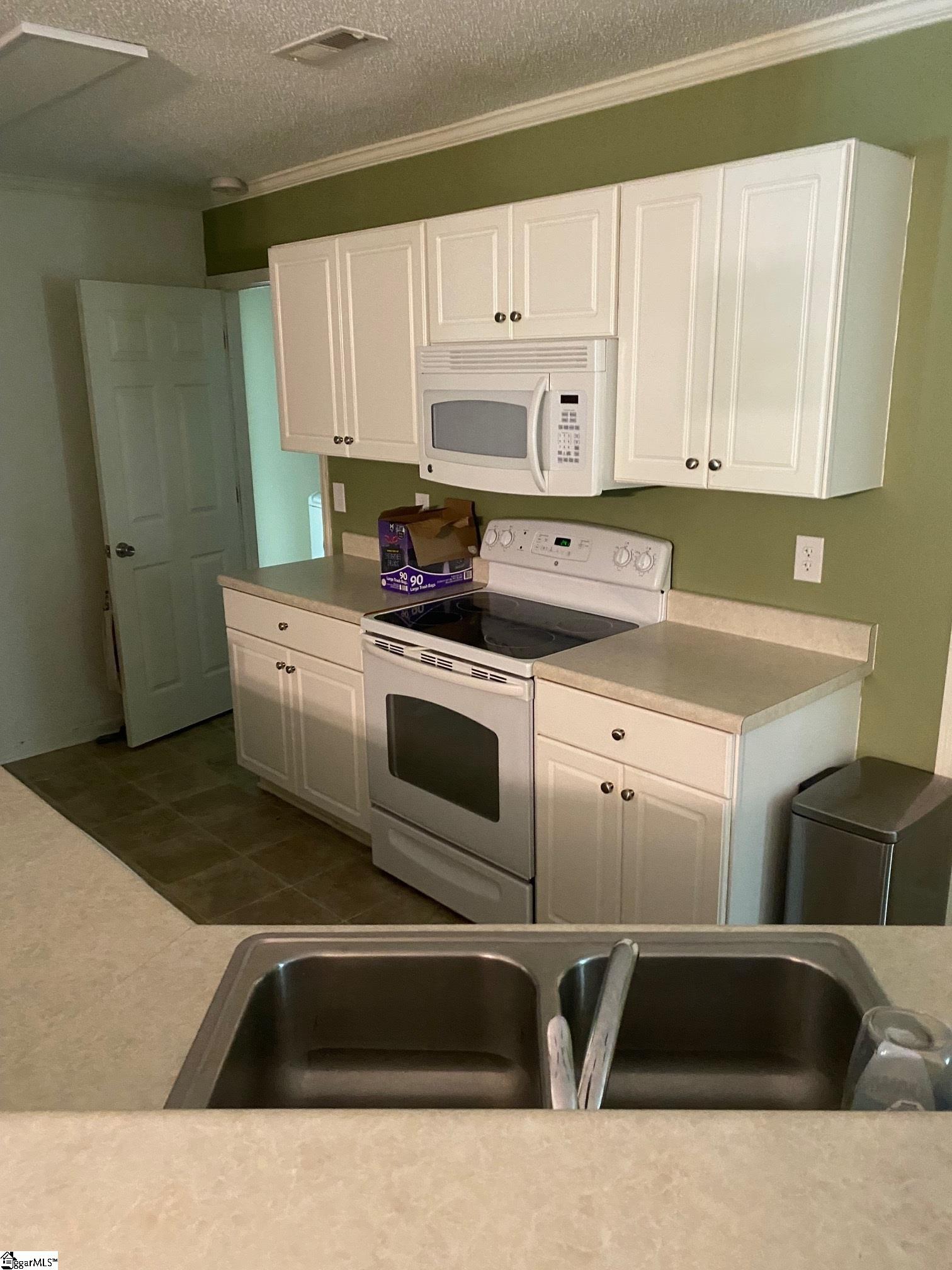 1010 Meehan Way Pendelton, SC 29670