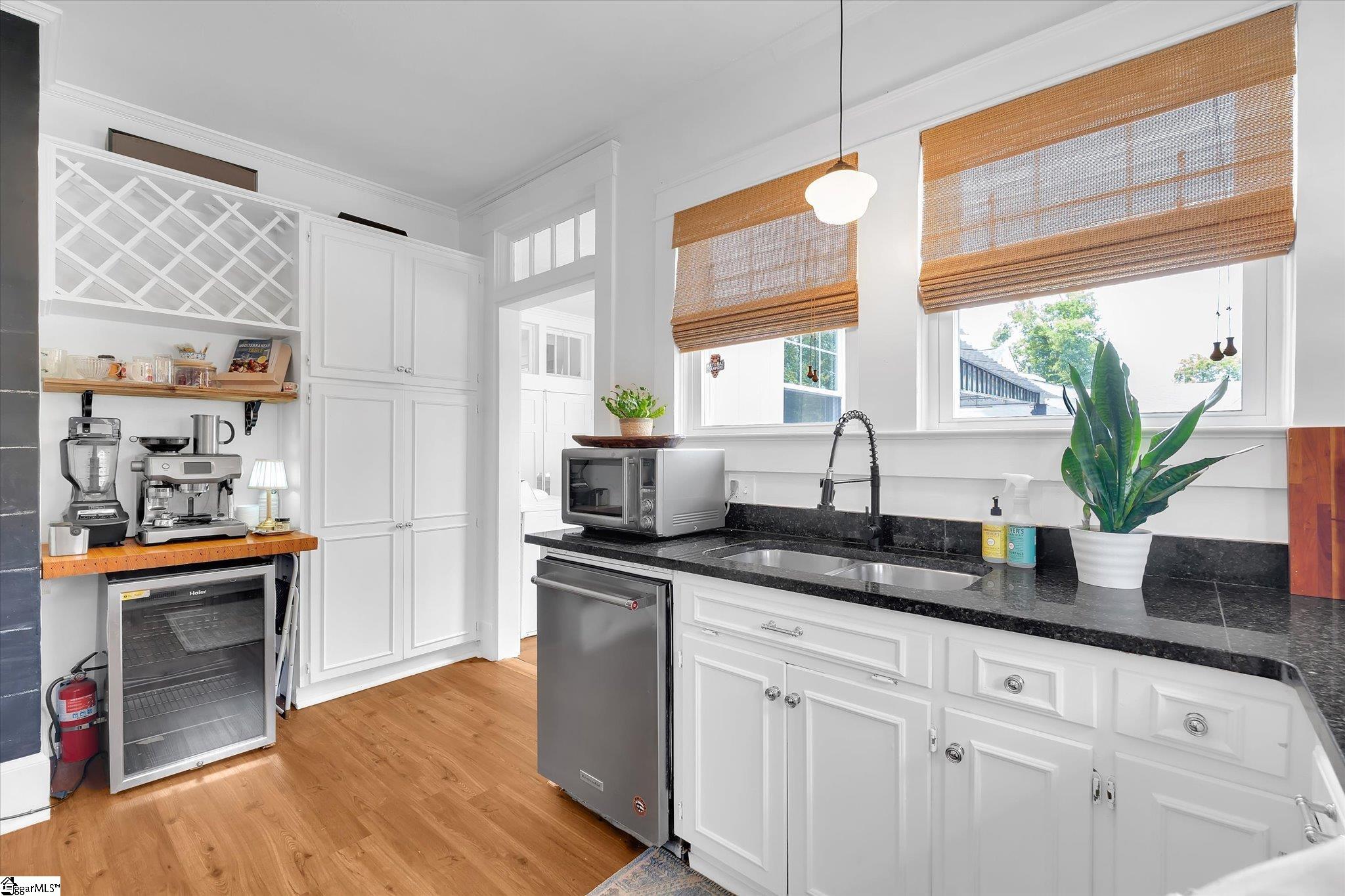 602 S Broad Street Clinton, SC 29325