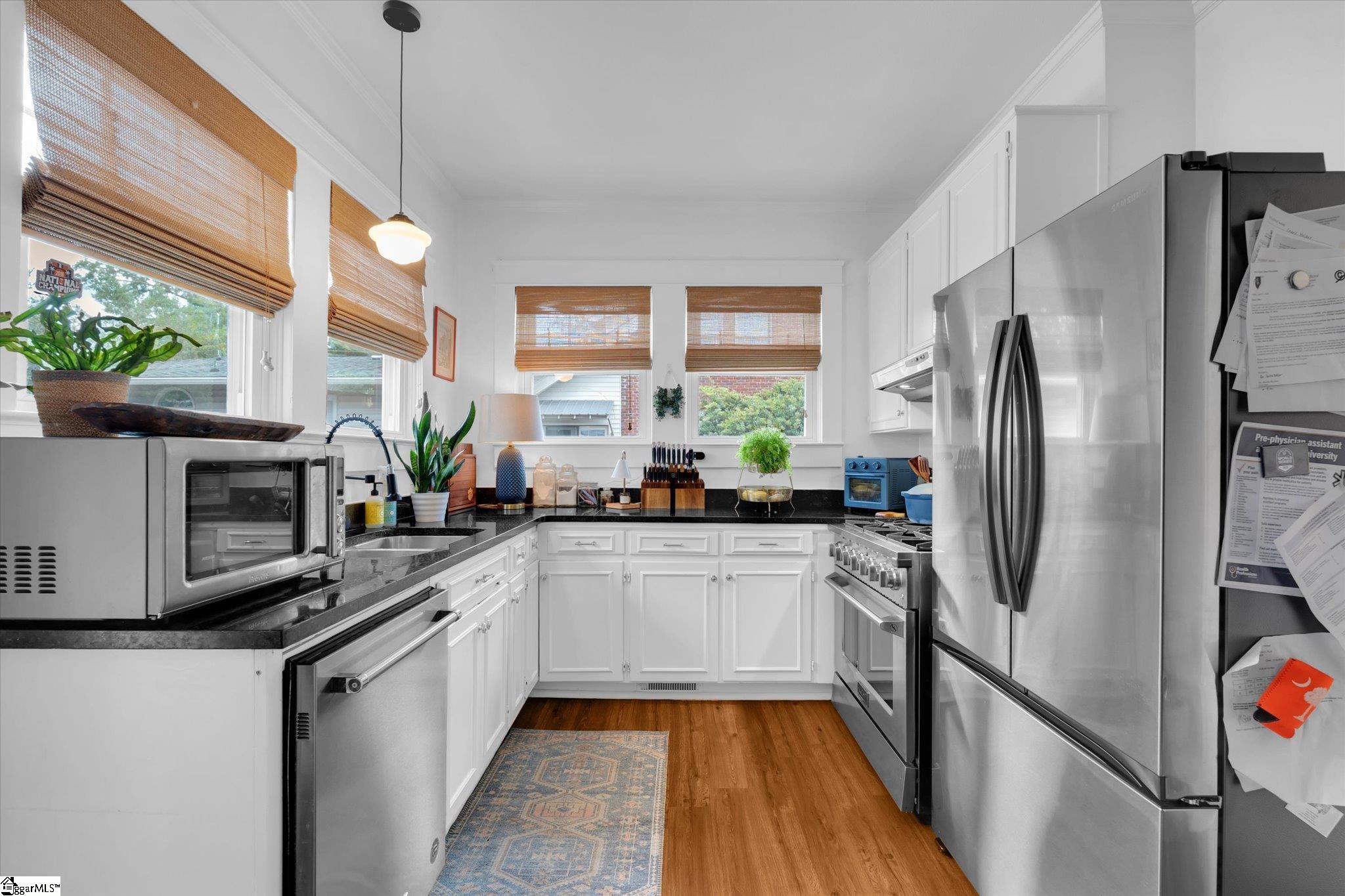 602 S Broad Street Clinton, SC 29325