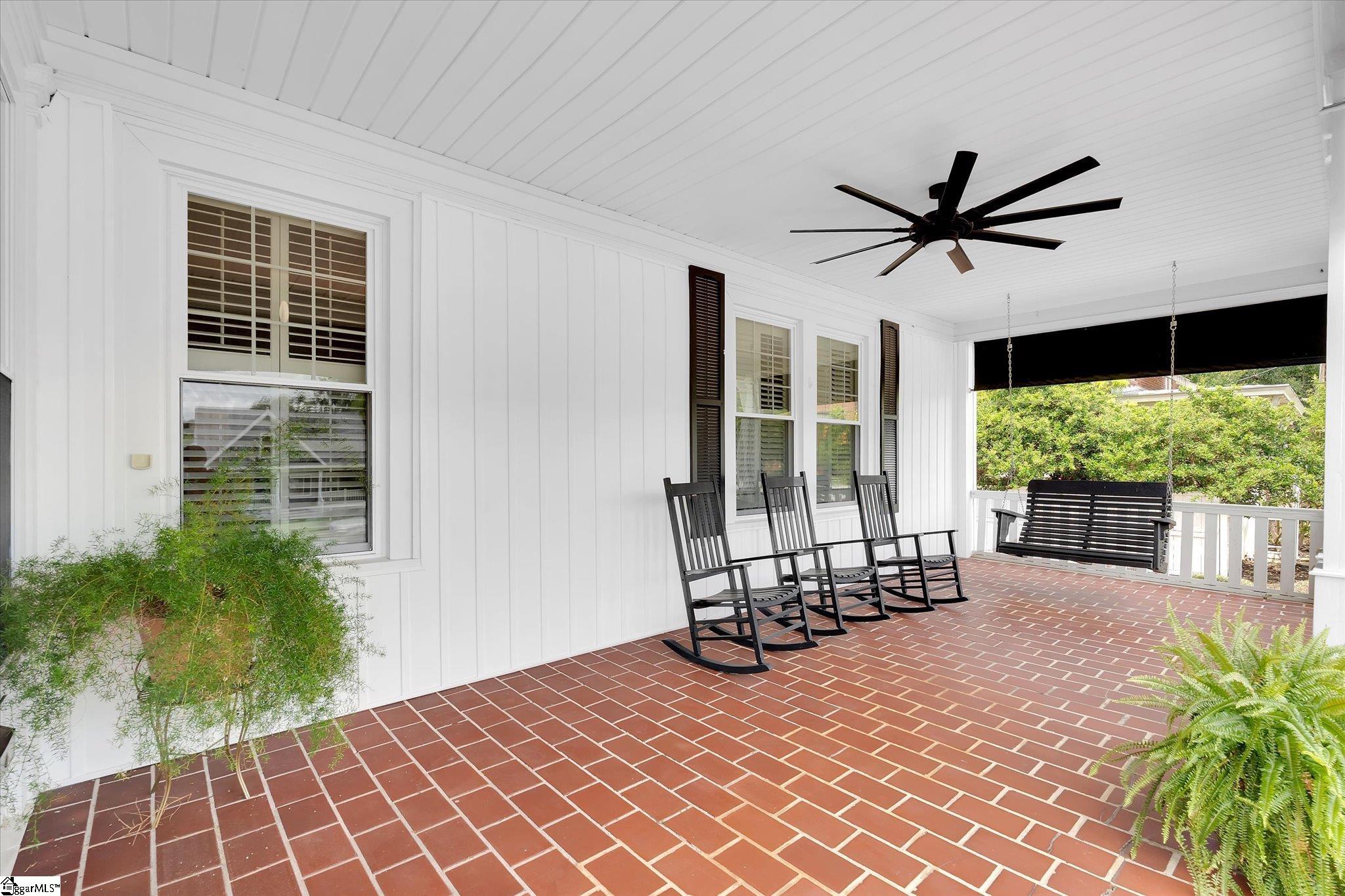 602 S Broad Street Clinton, SC 29325