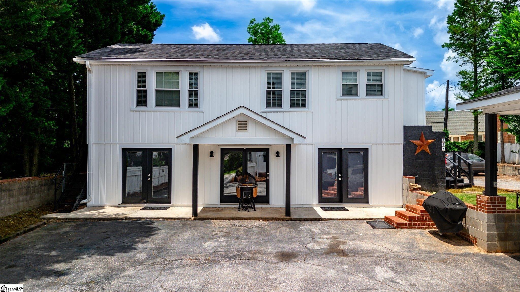 602 S Broad Street Clinton, SC 29325