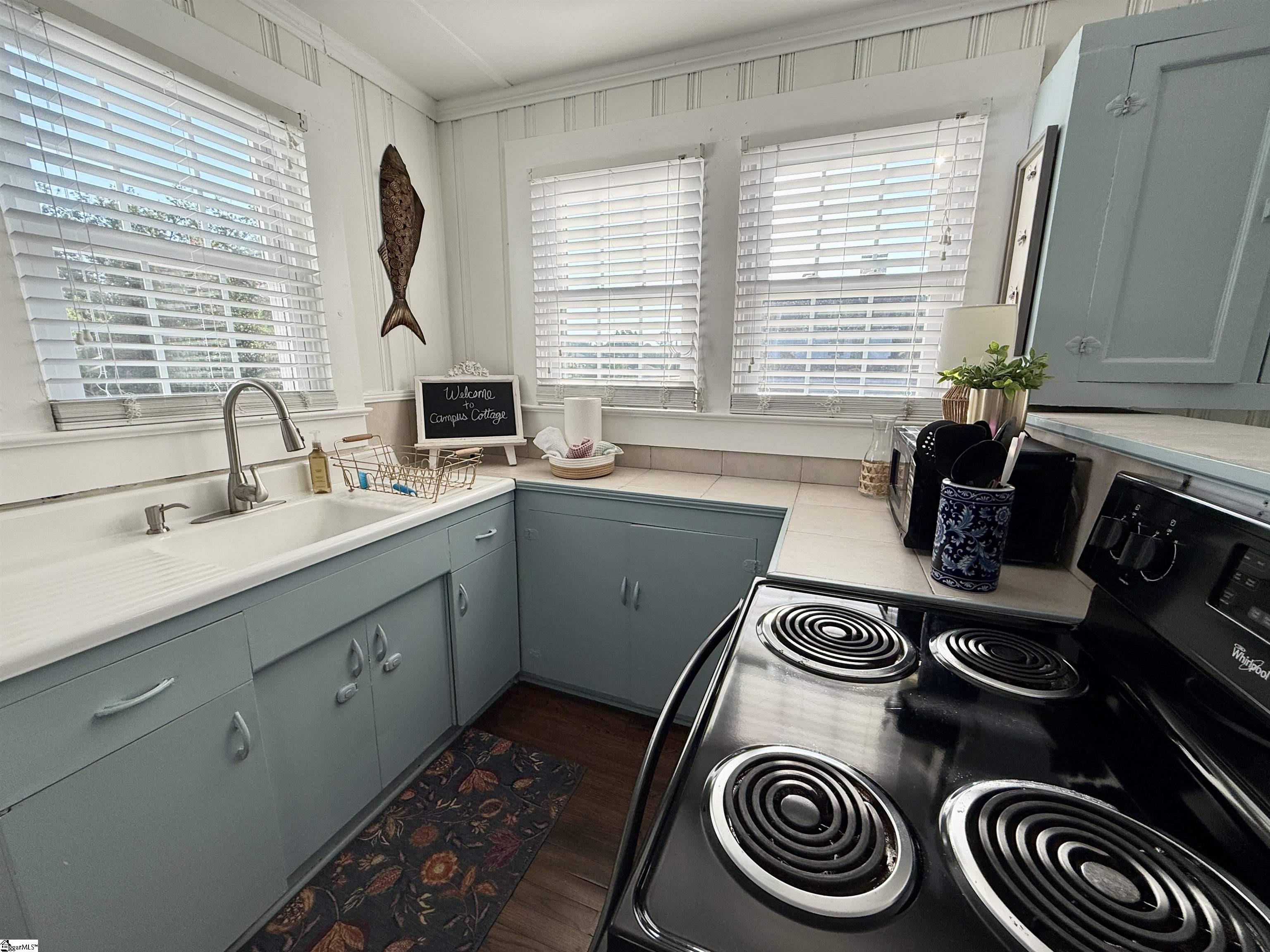 602 S Broad Street Clinton, SC 29325