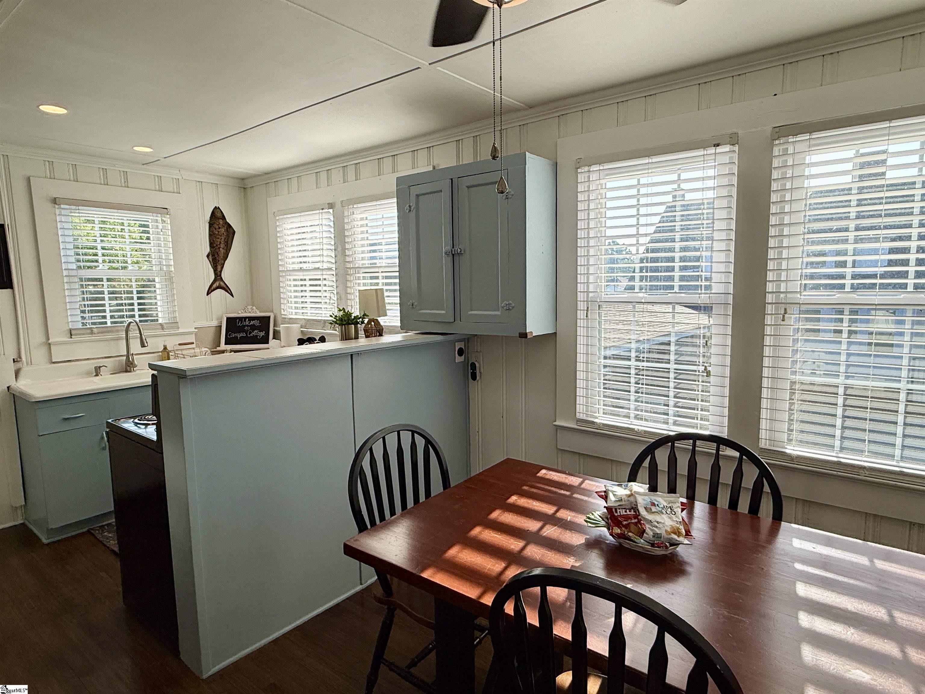 602 S Broad Street Clinton, SC 29325