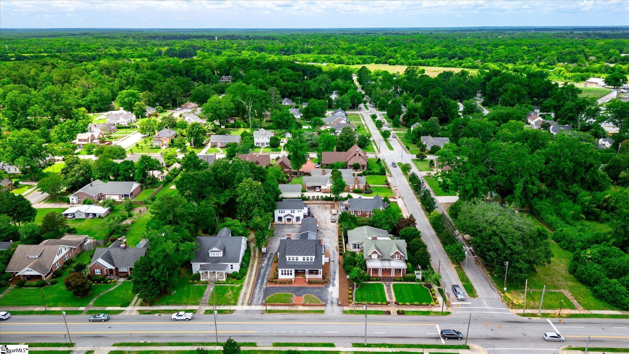 602 S Broad Street Clinton, SC 29325
