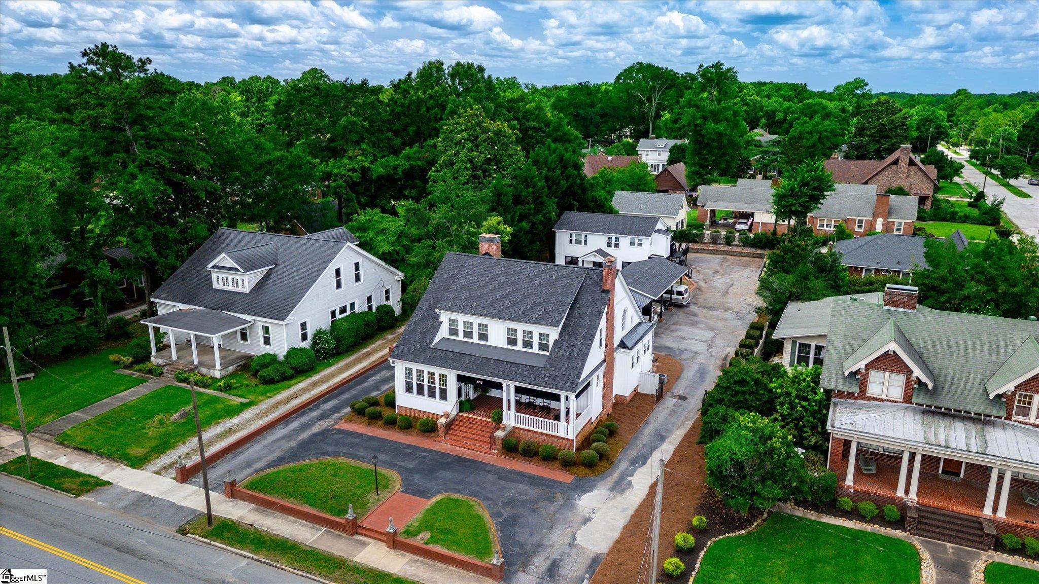 602 S Broad Street Clinton, SC 29325