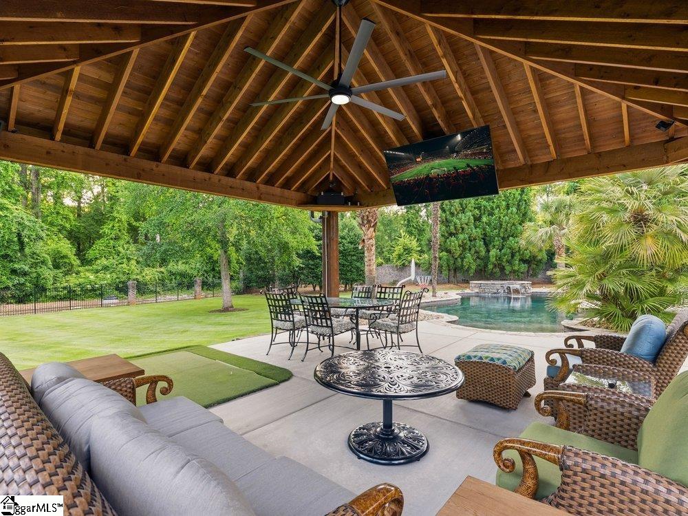 6 Peters Fork Lane Simpsonville, SC 29681