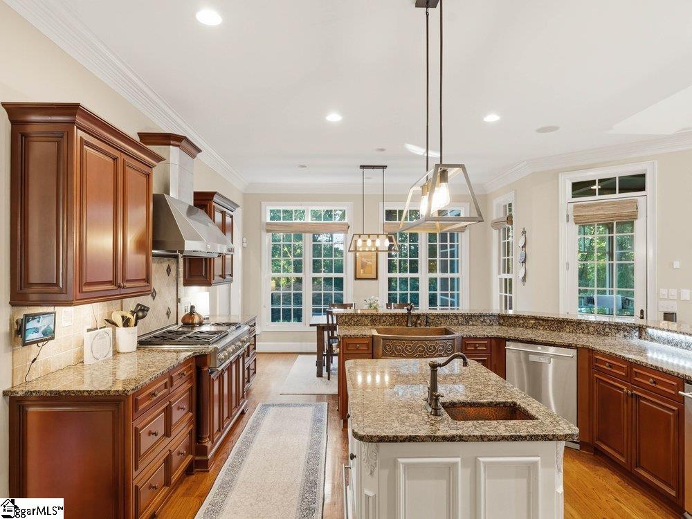 801 Brixton Circle Simpsonville, SC 29681