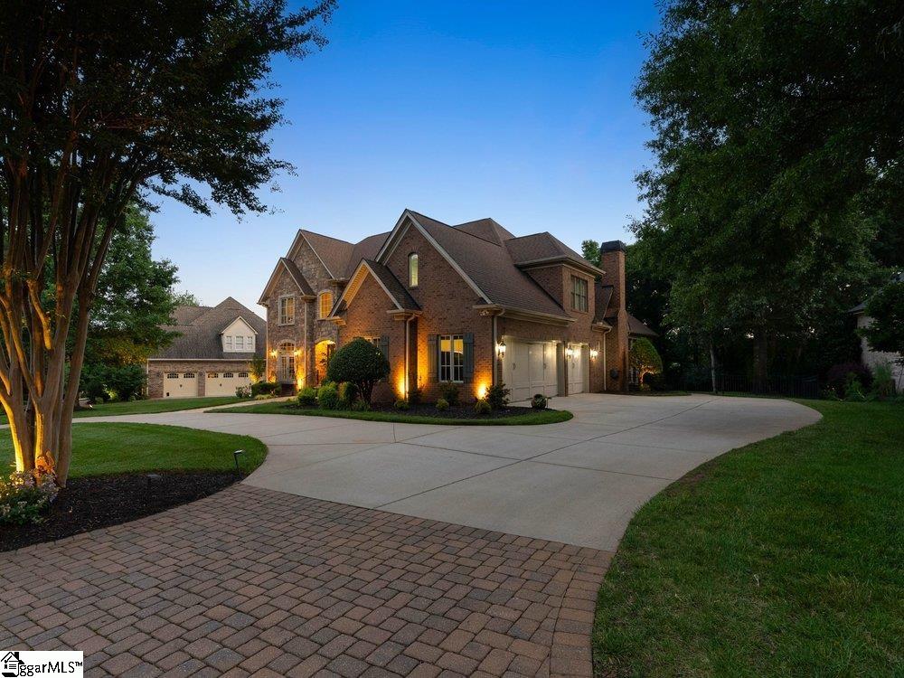 801 Brixton Circle Simpsonville, SC 29681