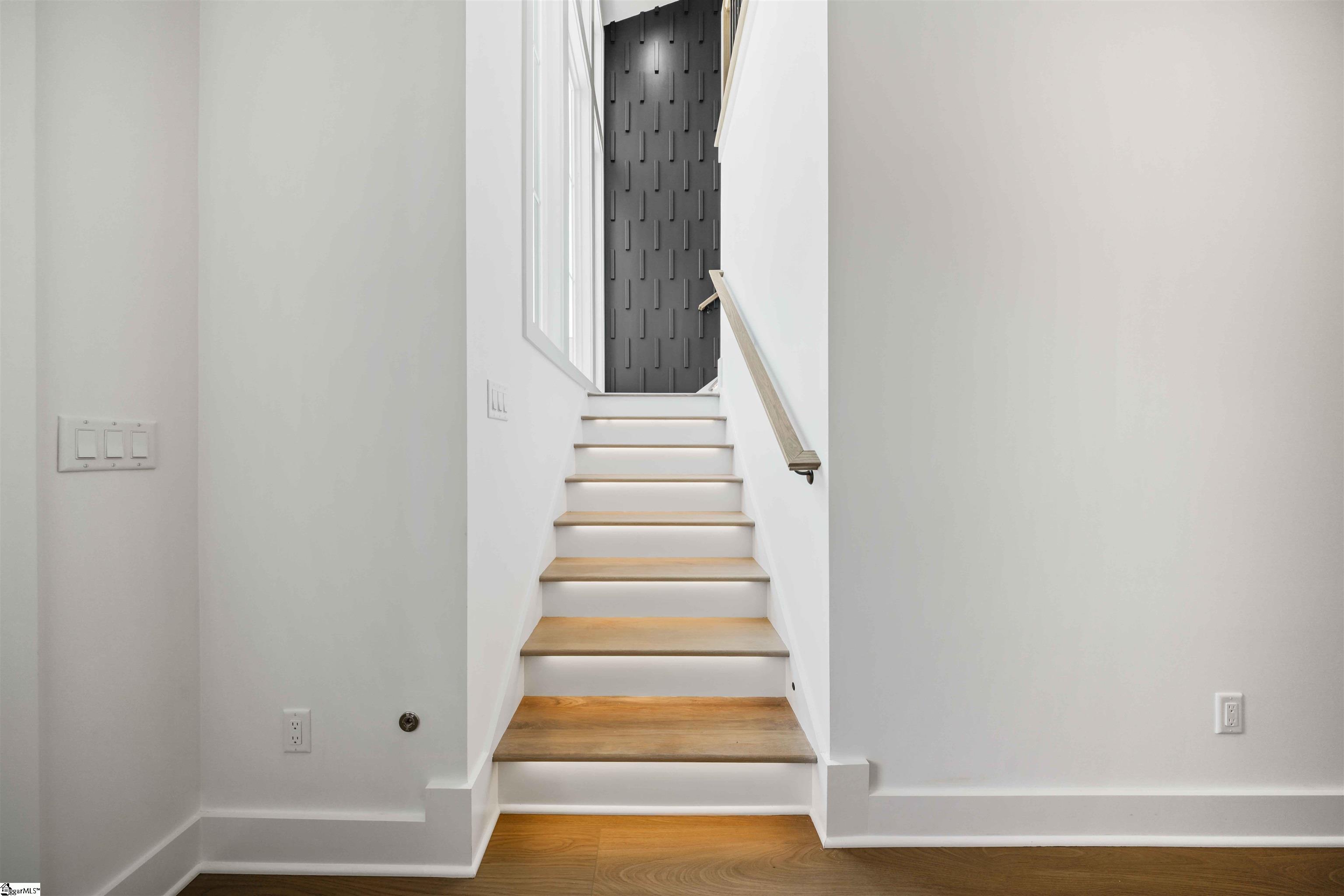 7 Beck Avenue Greenville, SC 29605