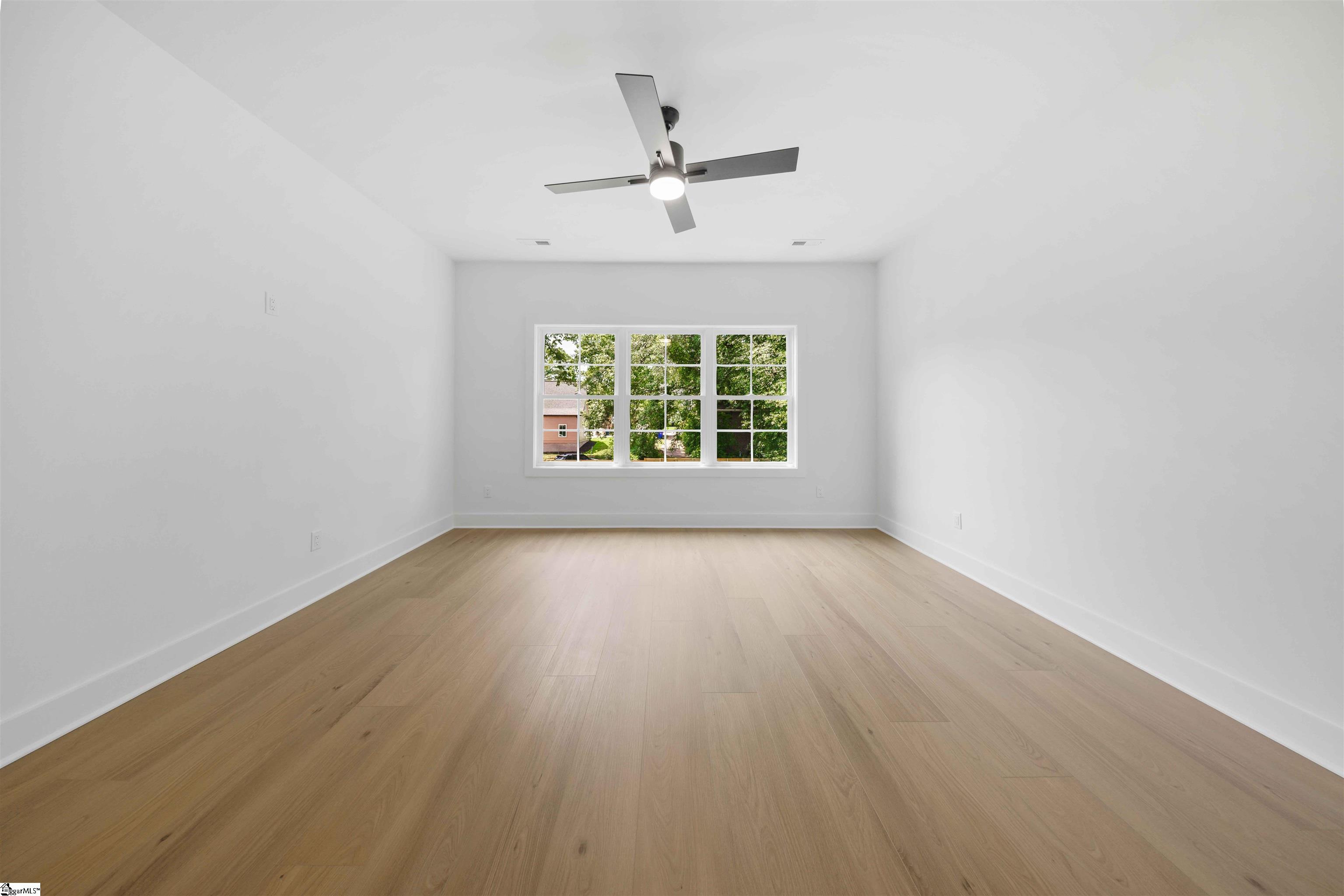 7 Beck Avenue Greenville, SC 29605