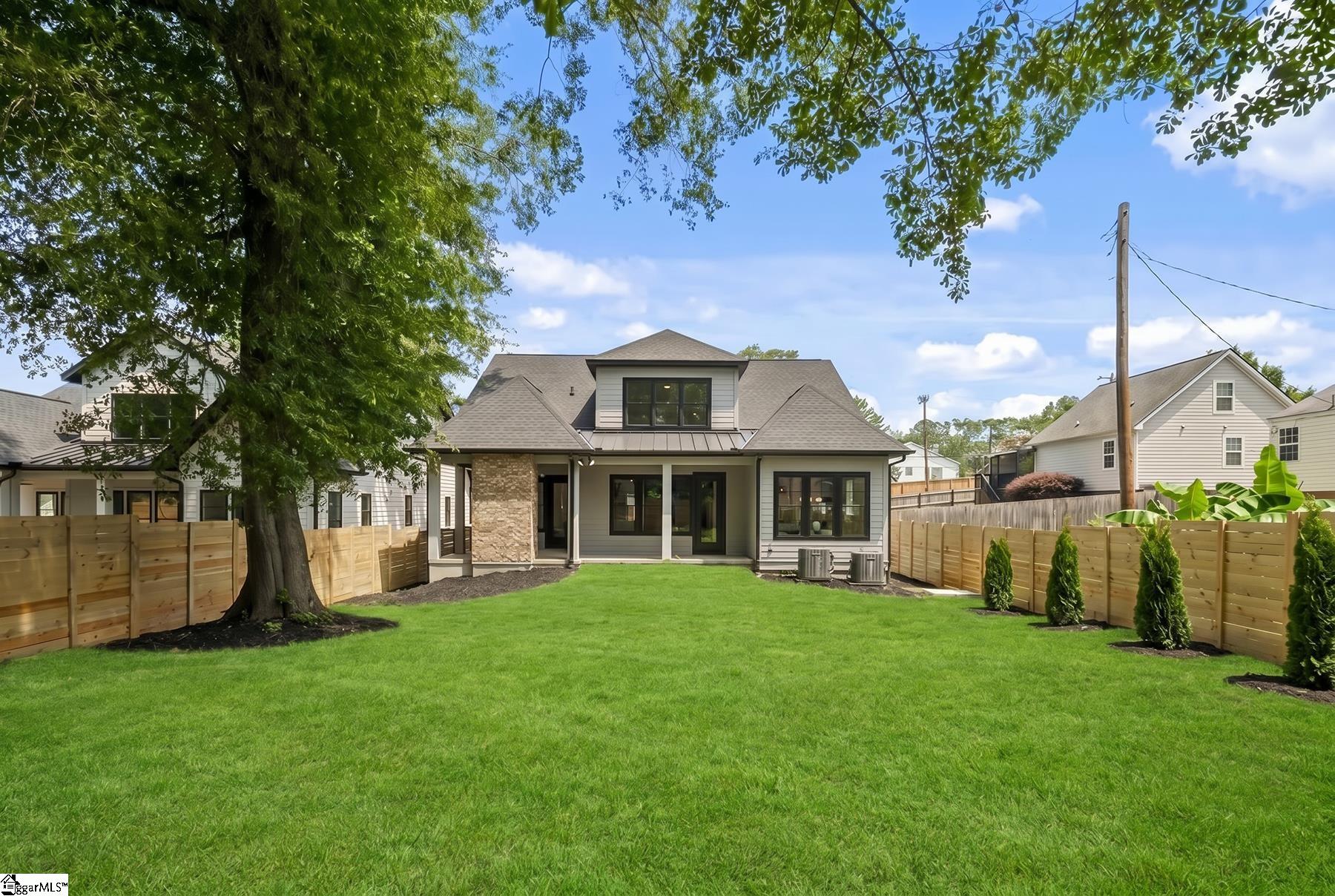 7 Beck Avenue Greenville, SC 29605