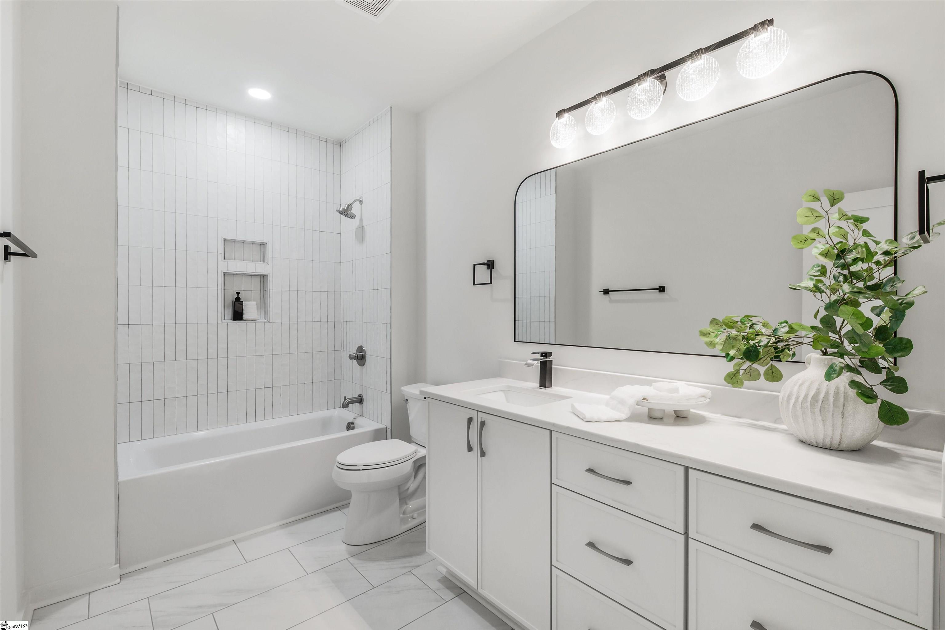 803 Garlington Avenue Greenville, SC 29615