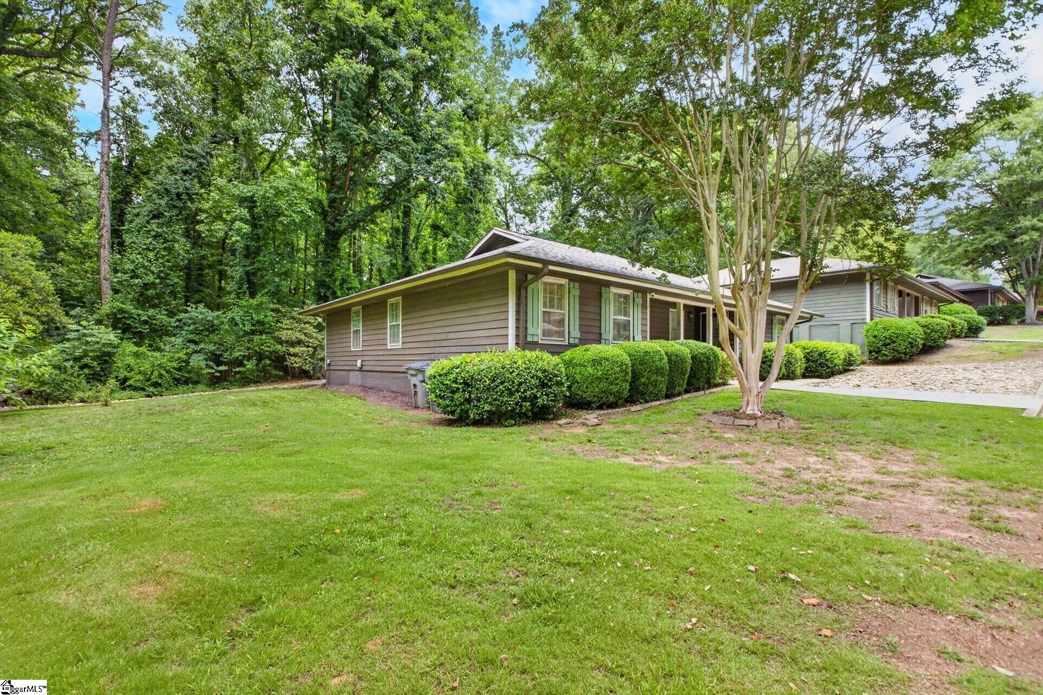 36 Oakwood Drive Greenville, SC 29609