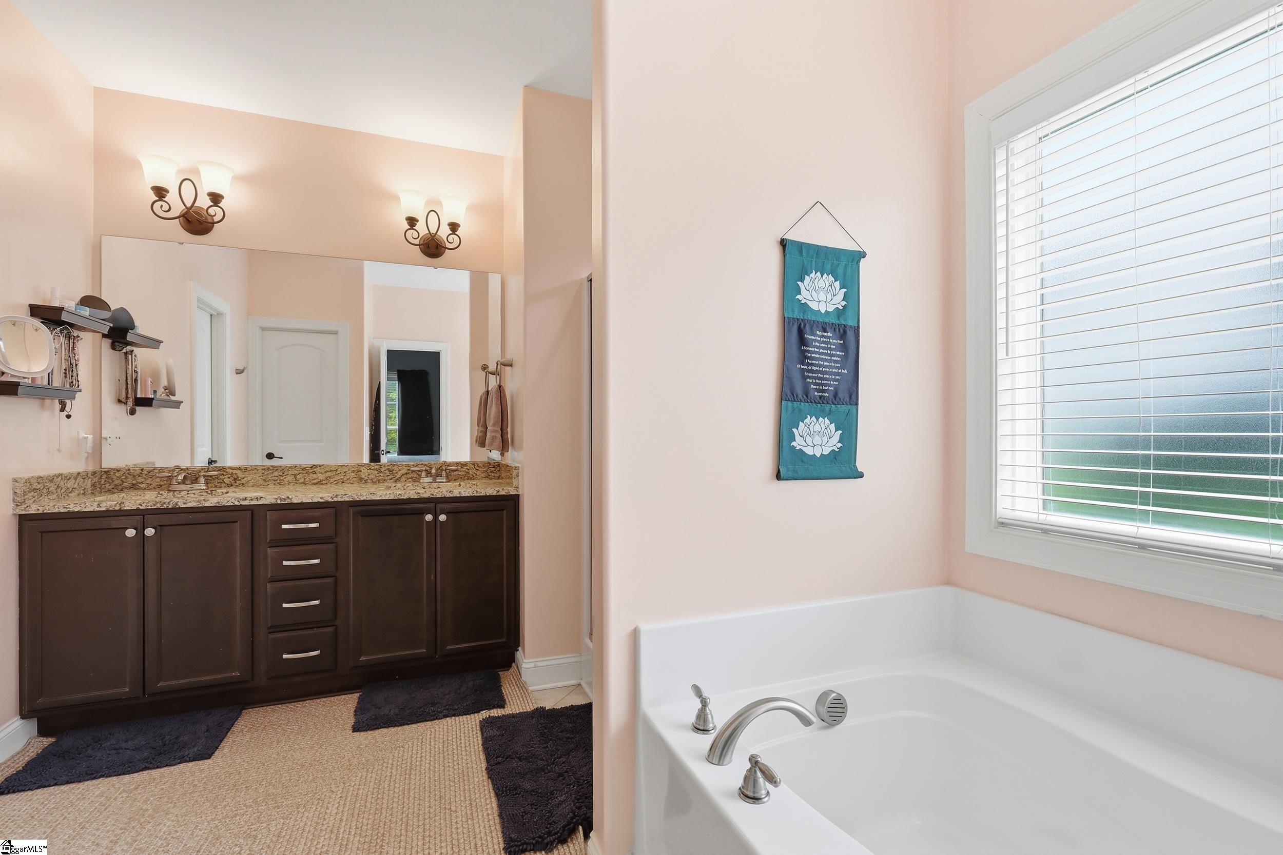 803 Palmetto Station Way Pelzer, SC 29669-1183