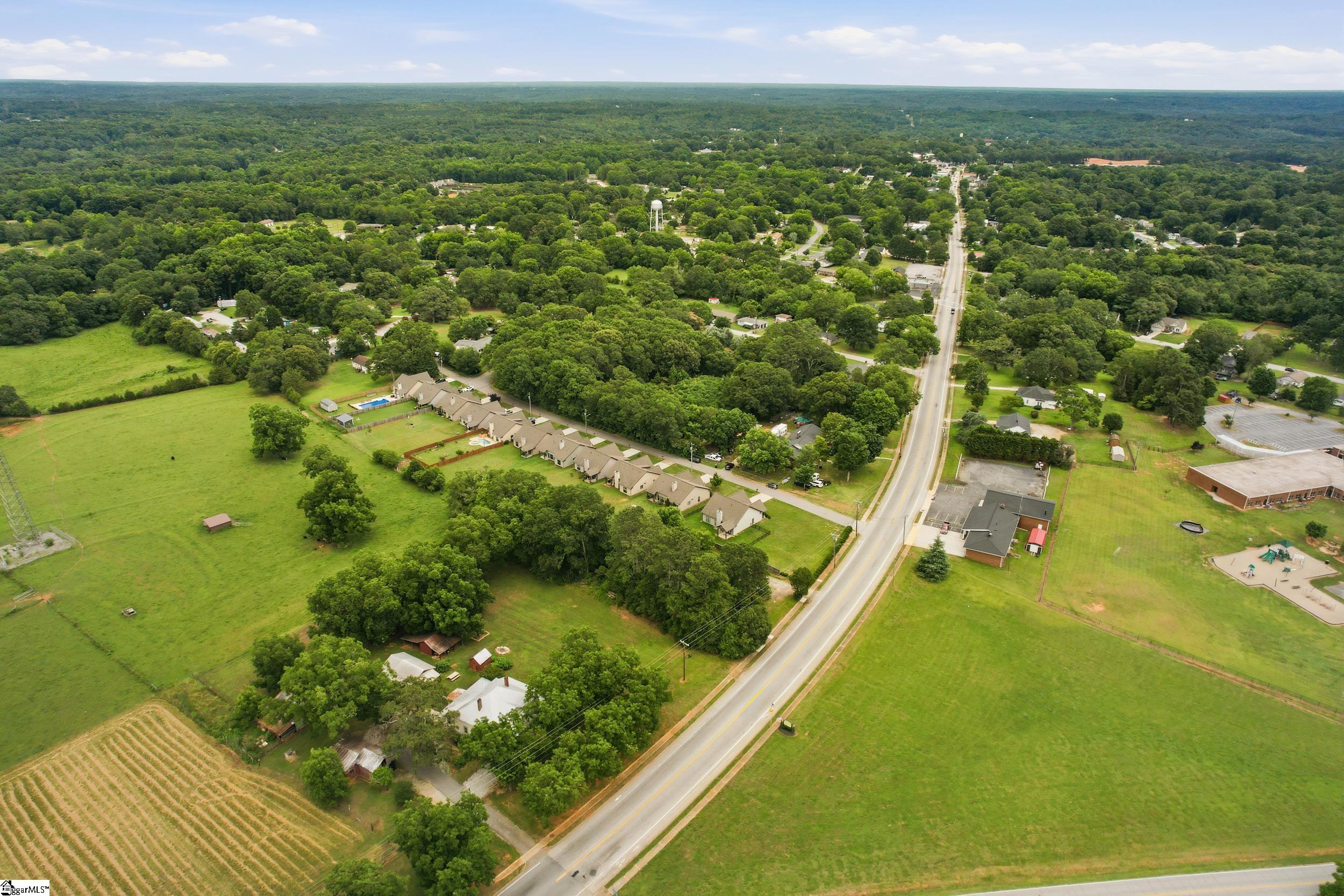 803 Palmetto Station Way Pelzer, SC 29669-1183