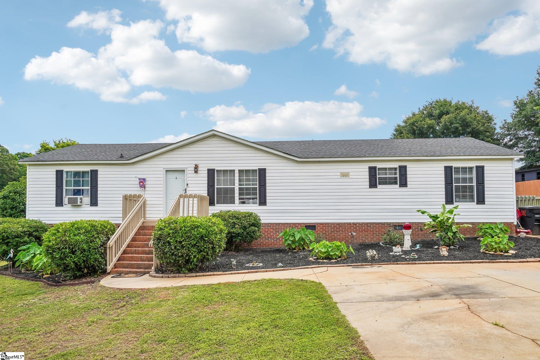 620 Courtland Way Greer, SC 29651-7514