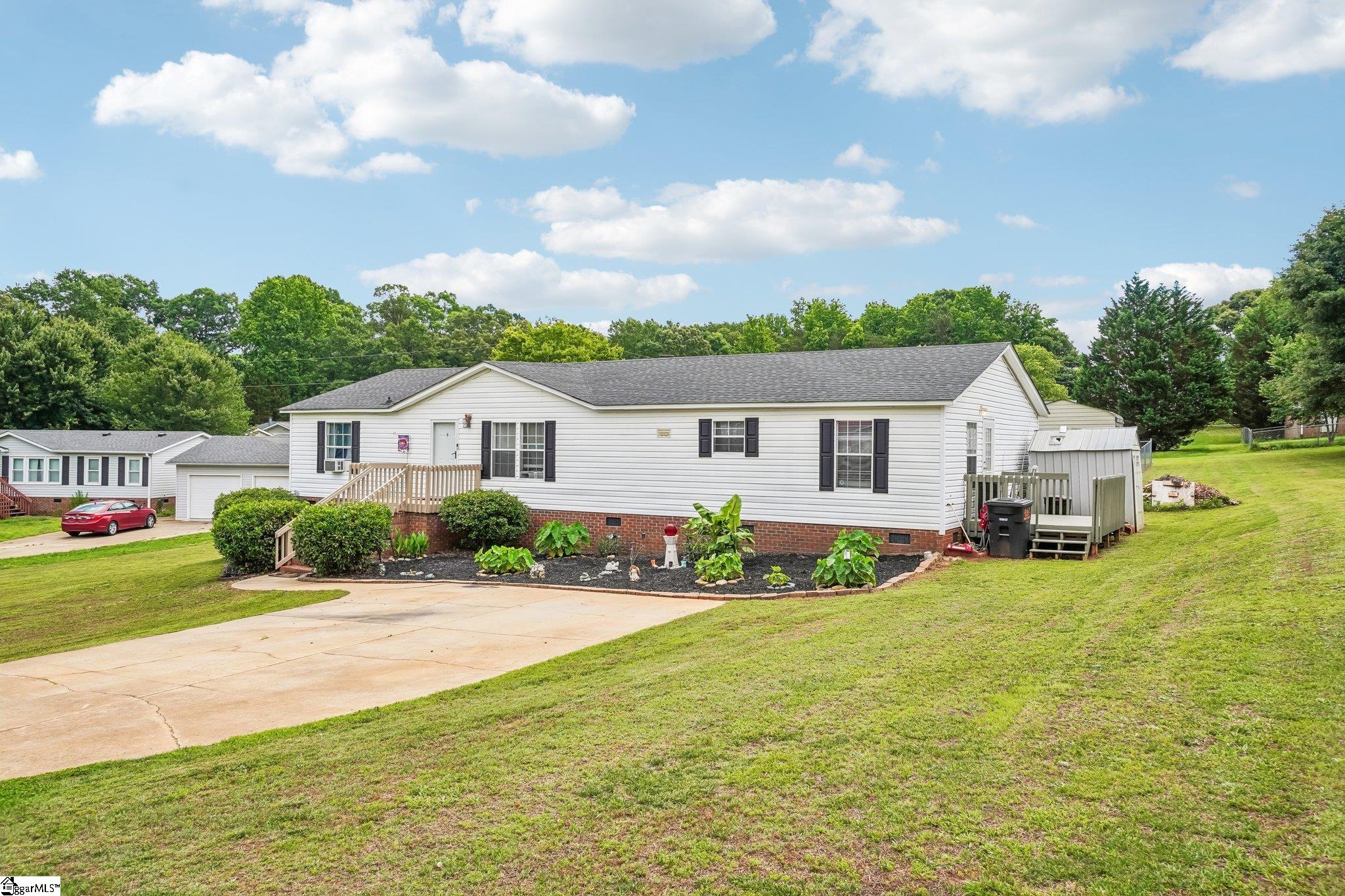 620 Courtland Way Greer, SC 29651-7514