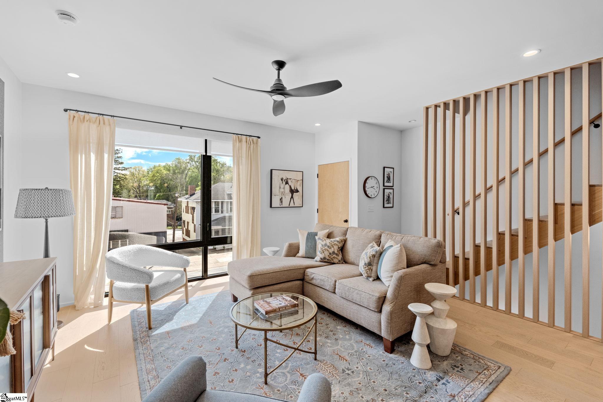 117 E Stone Avenue Greenville, SC 29609