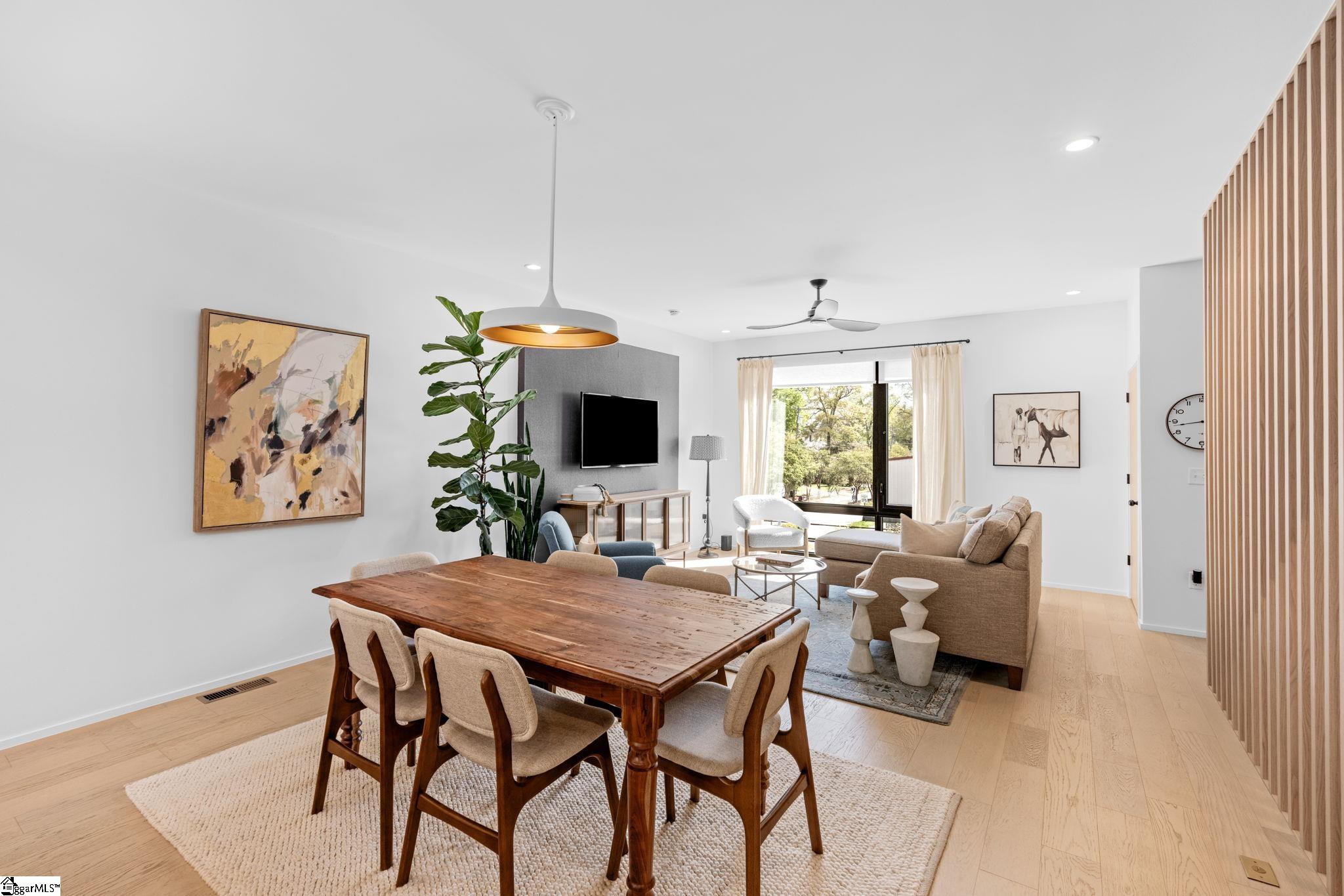 117 E Stone Avenue Greenville, SC 29609