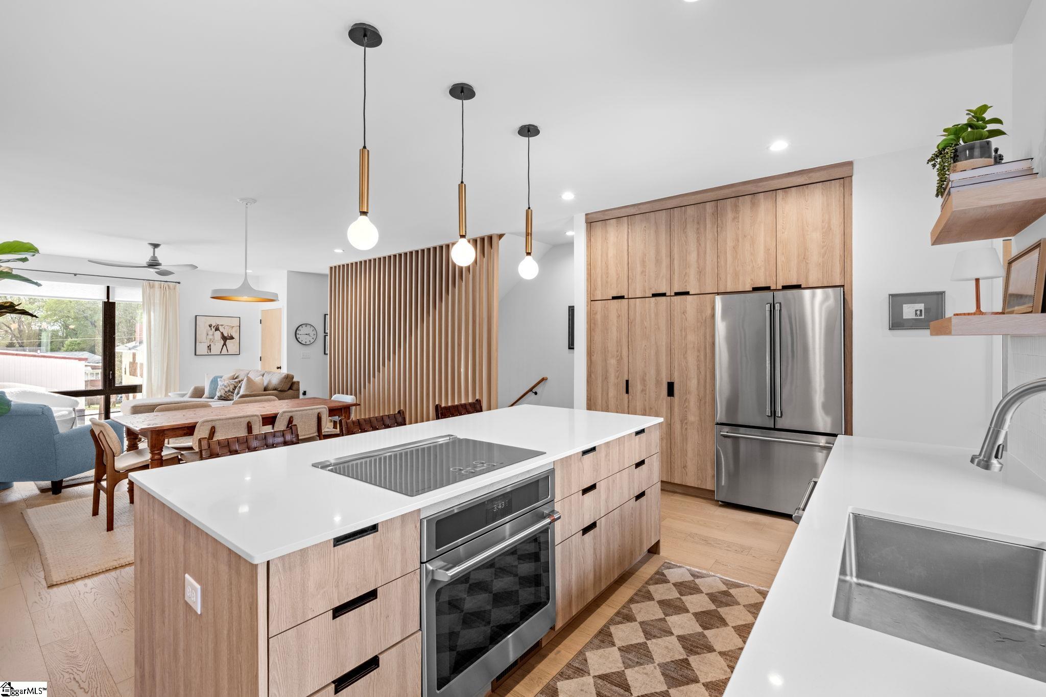 117 E Stone Avenue Greenville, SC 29609