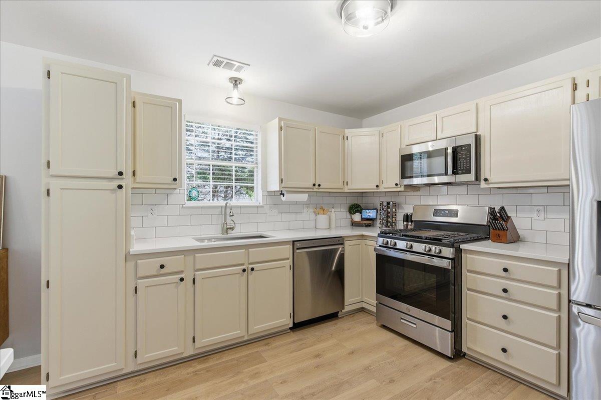 297 Milky Way Greer, SC 29651