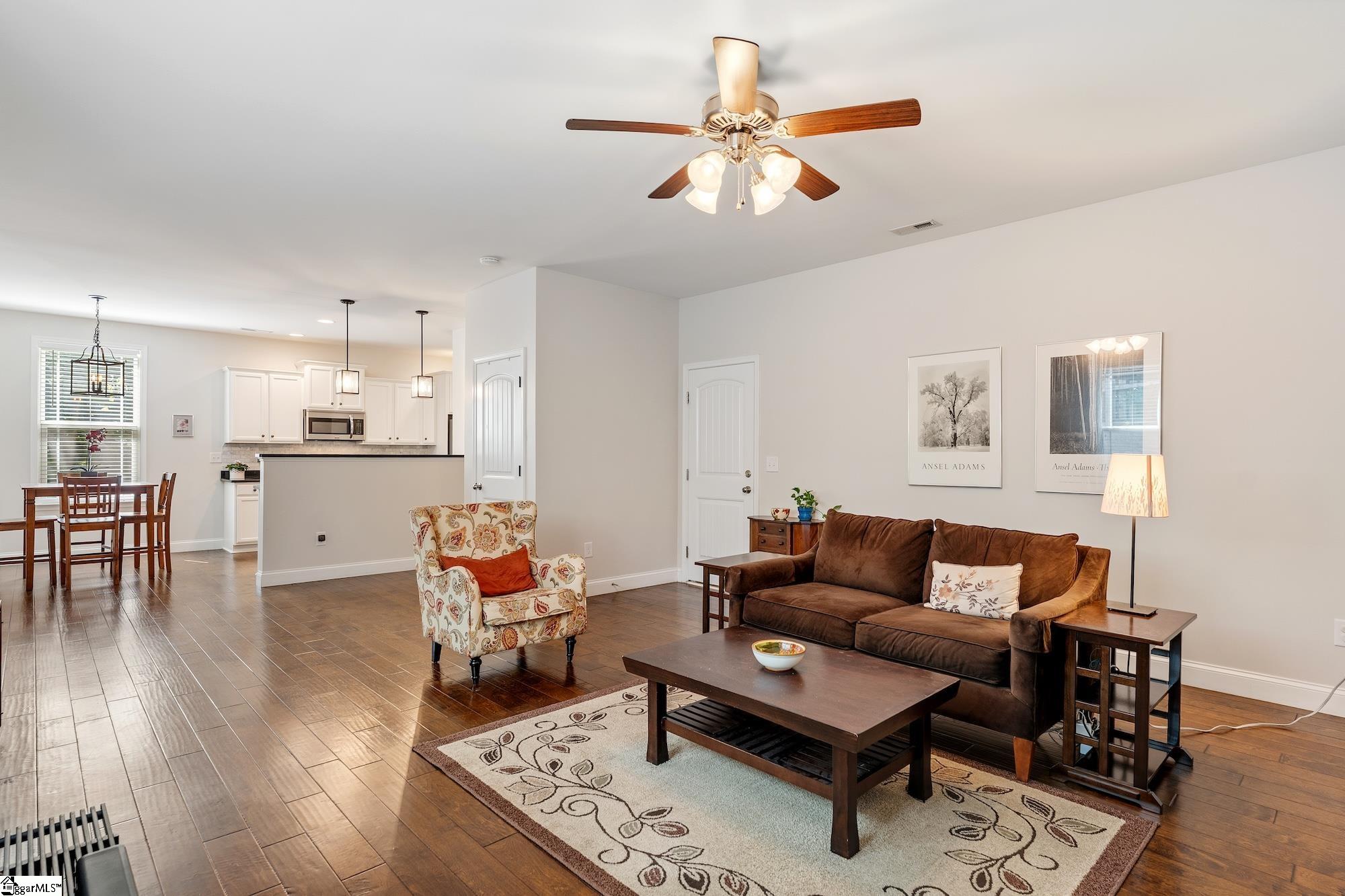 21 Julesking Court Greenville, SC 29609