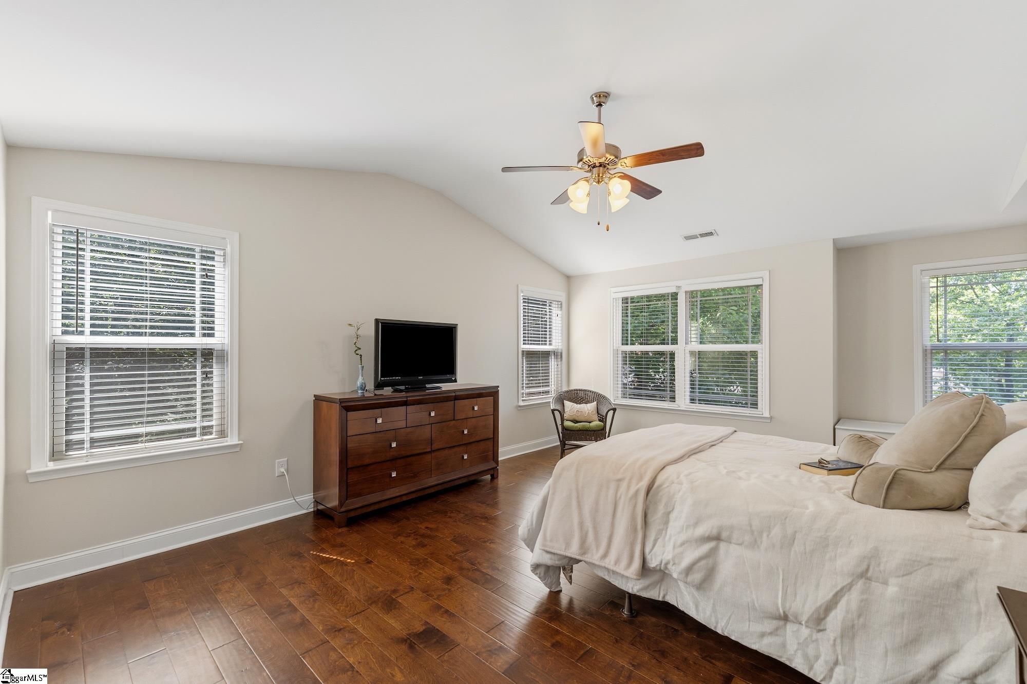 21 Julesking Court Greenville, SC 29609