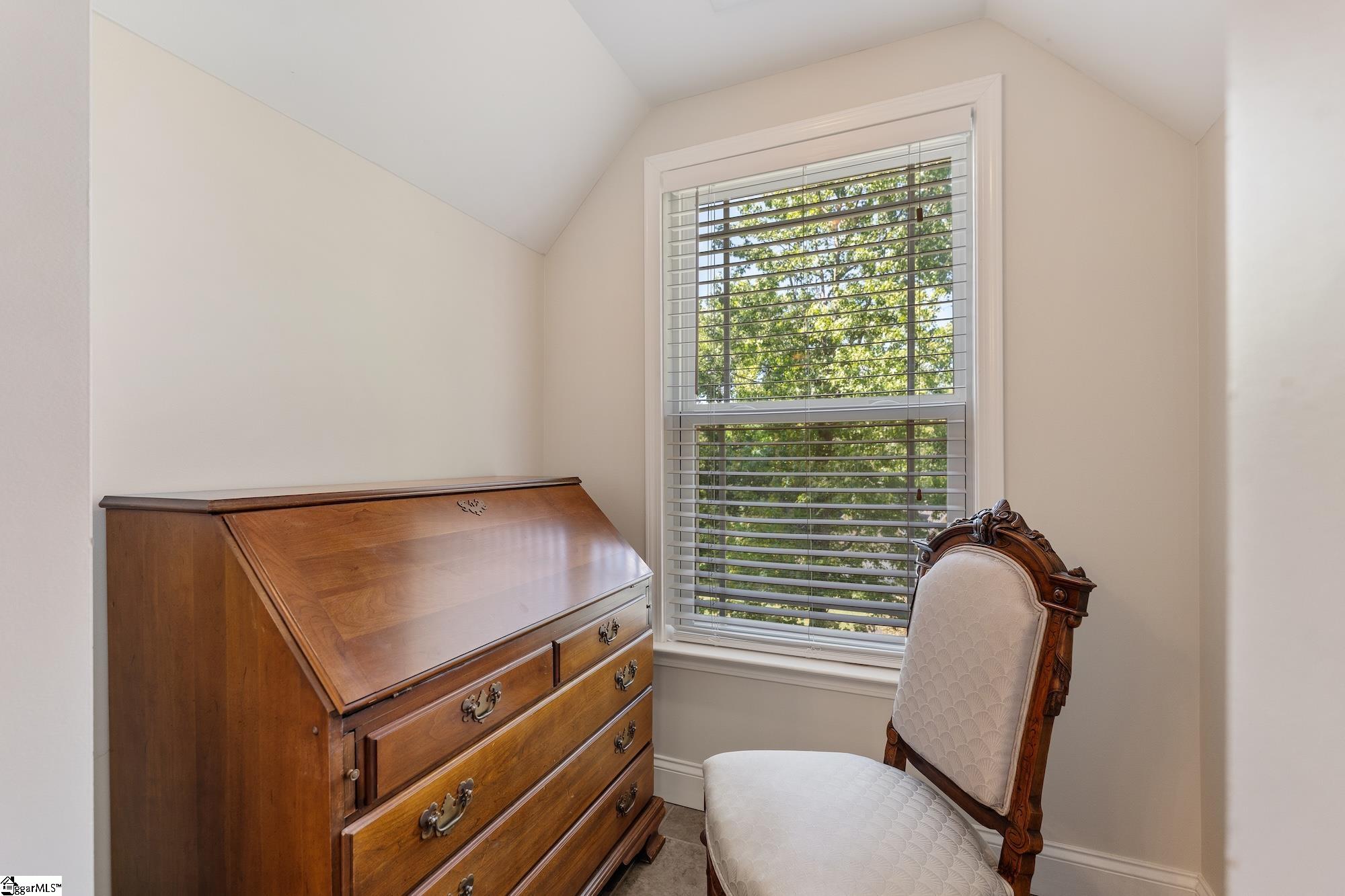 21 Julesking Court Greenville, SC 29609