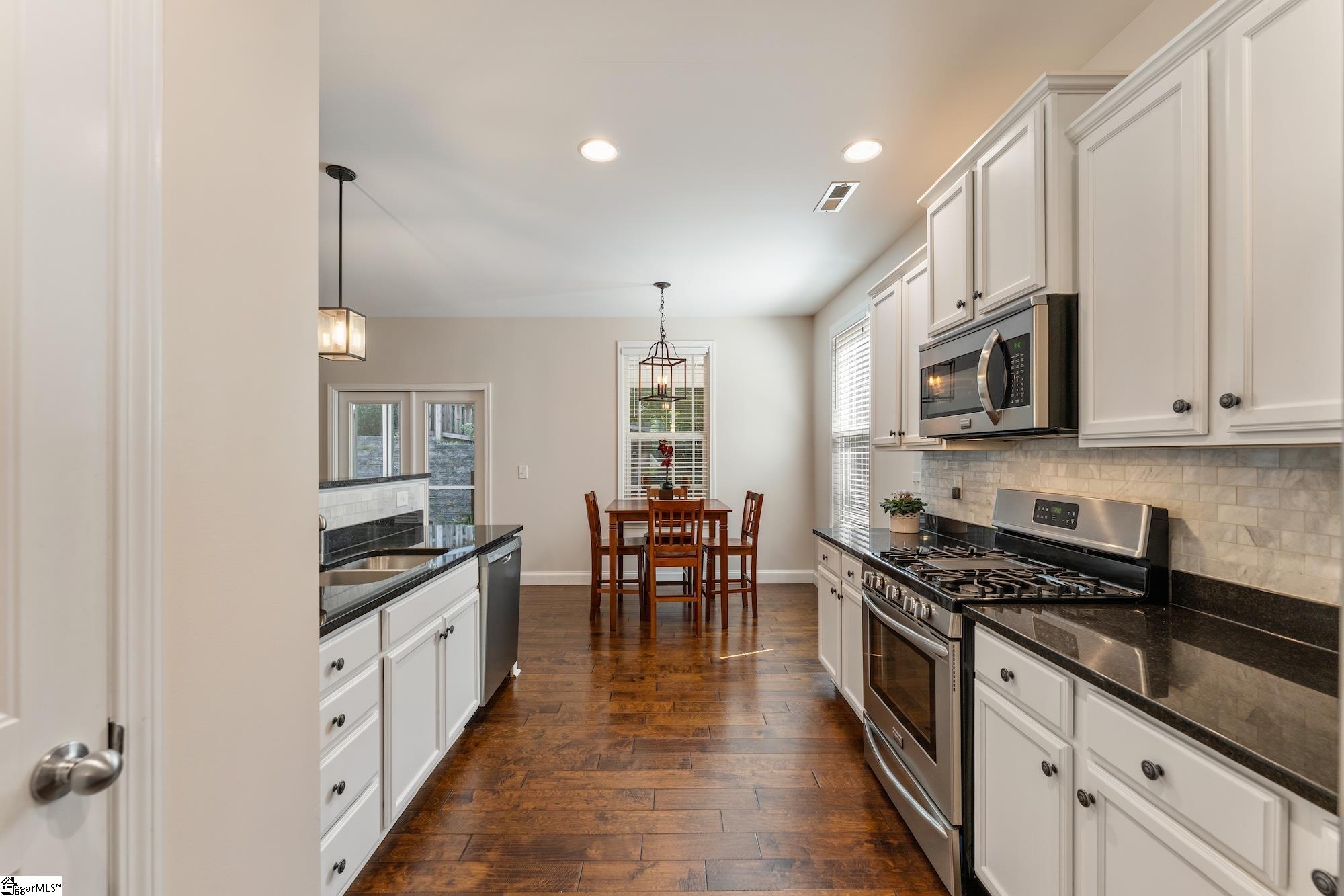 21 Julesking Court Greenville, SC 29609