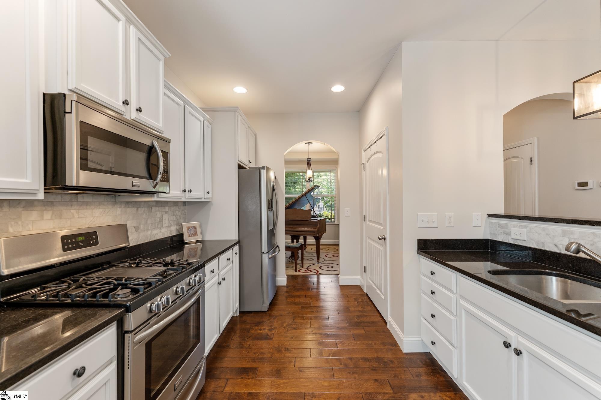 21 Julesking Court Greenville, SC 29609