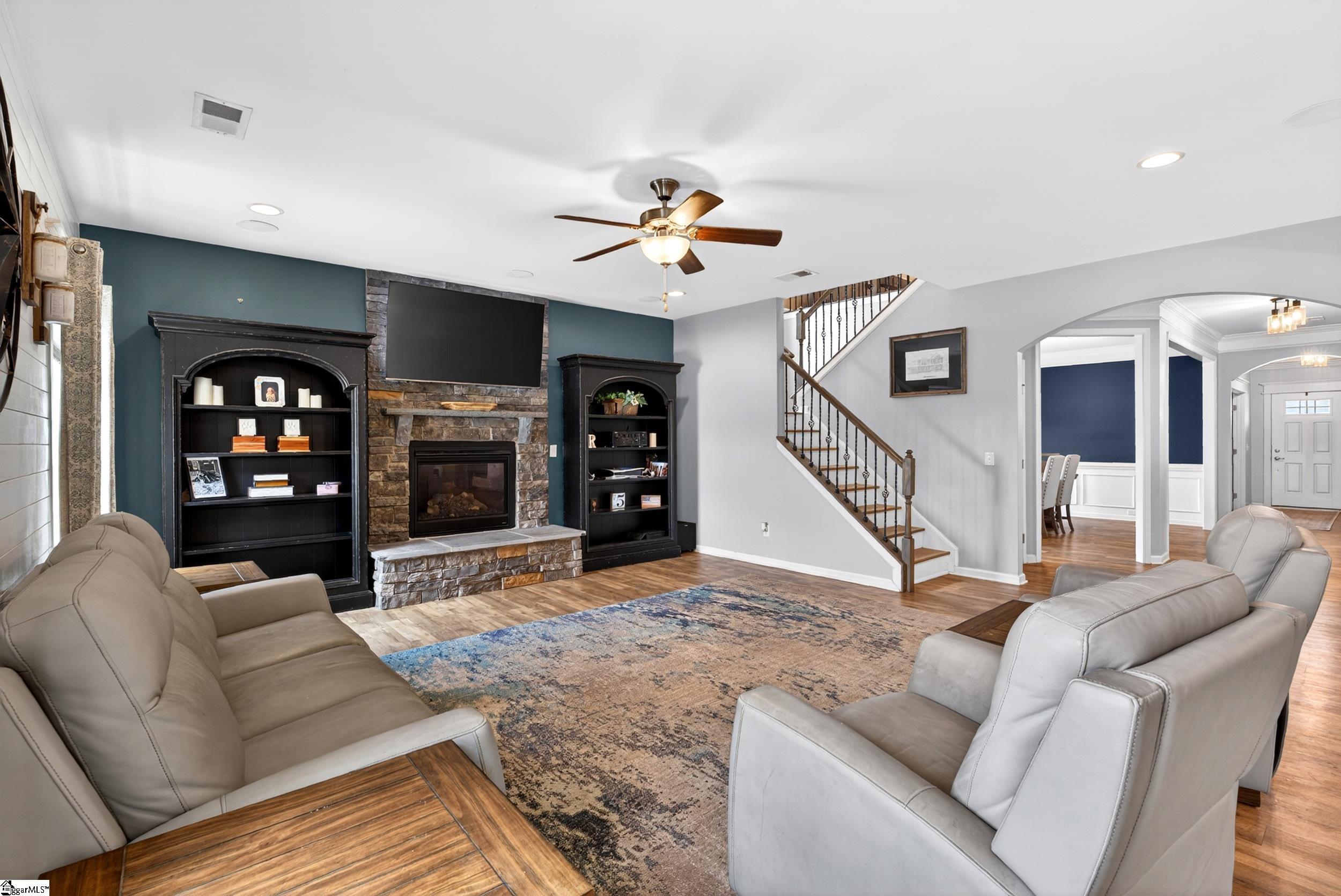 414 Cloverland Lane Duncan, SC 29334
