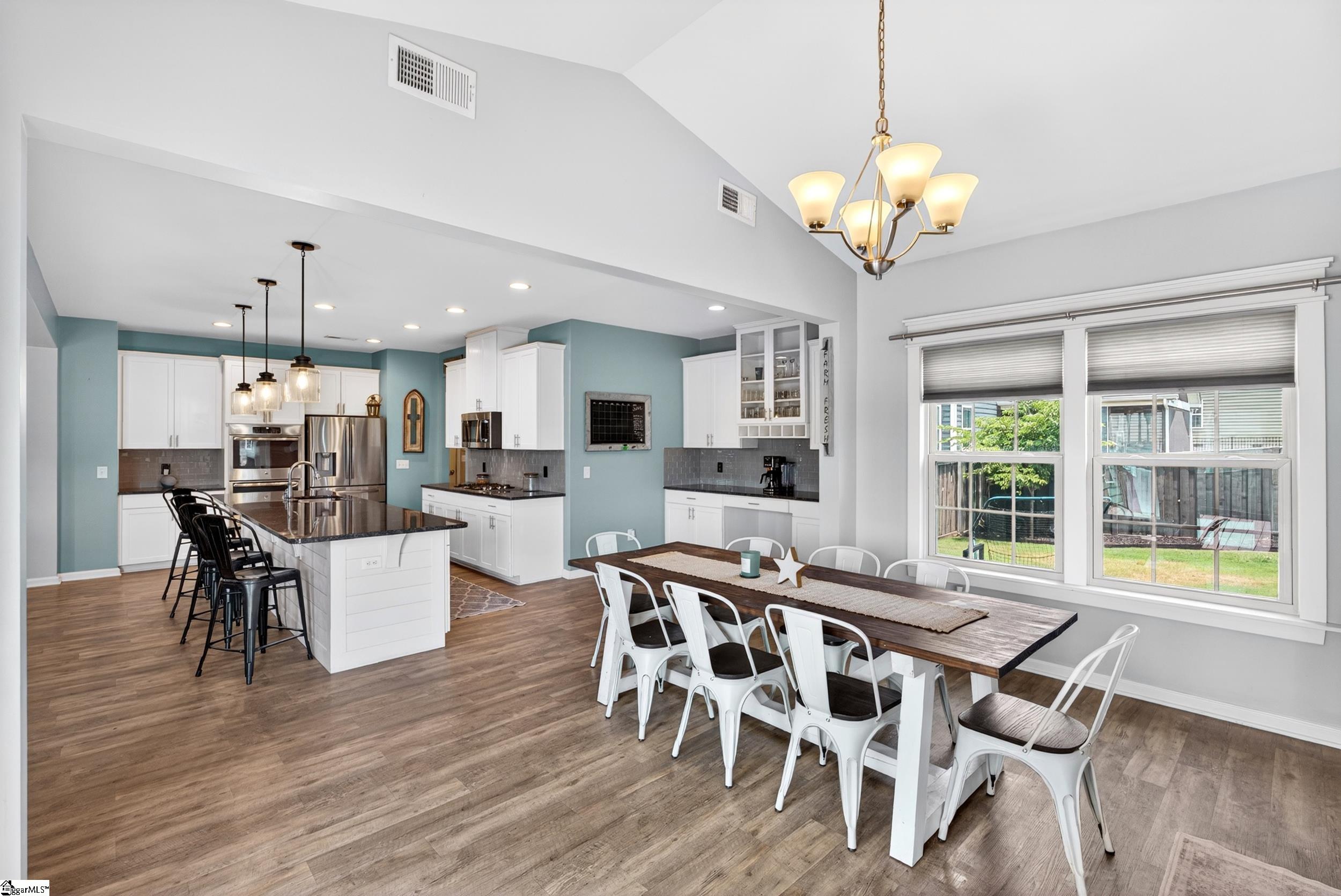 414 Cloverland Lane Duncan, SC 29334